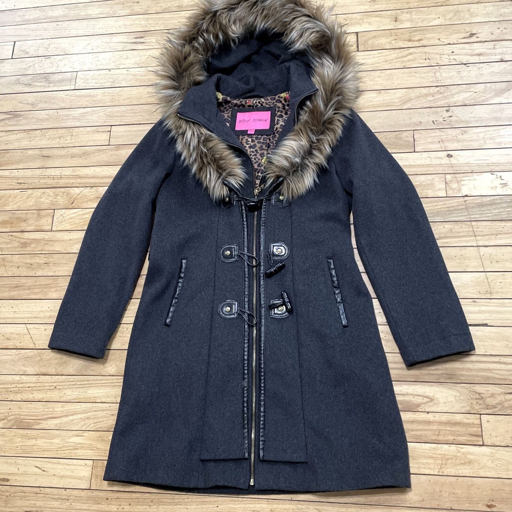 Betsey Johnson Betsey Johnson Designer Wool Coat Women L Black FauxFur Oversize Hood Toggle Y2k Coat Women L Black Oversized Hooded Wool Coat Size L / US 10 / IT 46 - 4 Thumbnail