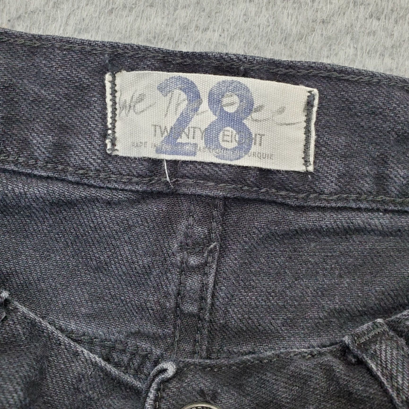 Free People Free People Jeans Women’s 28 Black Denim Straight Leg Button Fly Jeans, 27.75 Inseam, Dark Wash, Pockets, Regular 31 Waist, Pre-owned Size 28" / US 6 / IT 42 - 7 Thumbnail