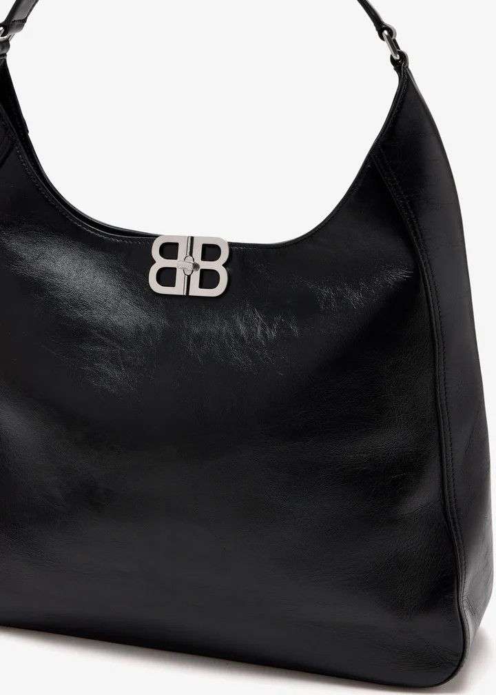 Balenciaga o1s1rm1225 Size: OS / BB Soft Medium Hobo Bag in Black Size ONE SIZE - 2 Thumbnail
