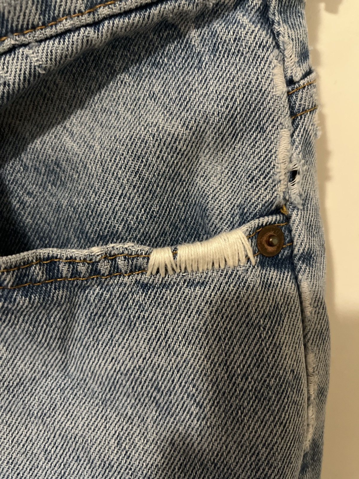Levi's Vintage Clothing Vintage distressed Levi’s Size US 29 - 4 Thumbnail