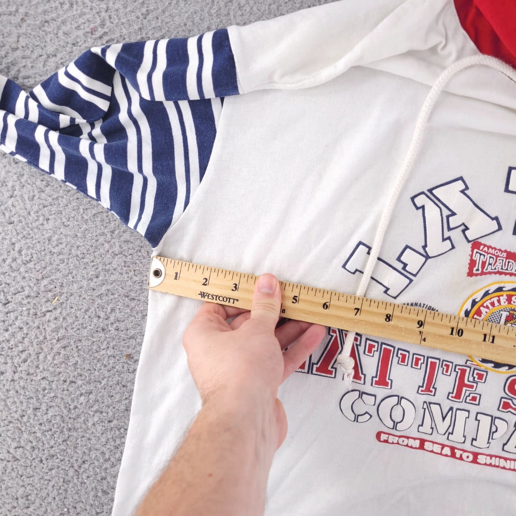 Vintage VINTAGE Shirt Mens M 3/4 Sleeve Hooded White USA Beach Surf Made USA Latte Sport Sleeved T-Shirt Size US M / EU 48-50 / 2 - 6 Thumbnail