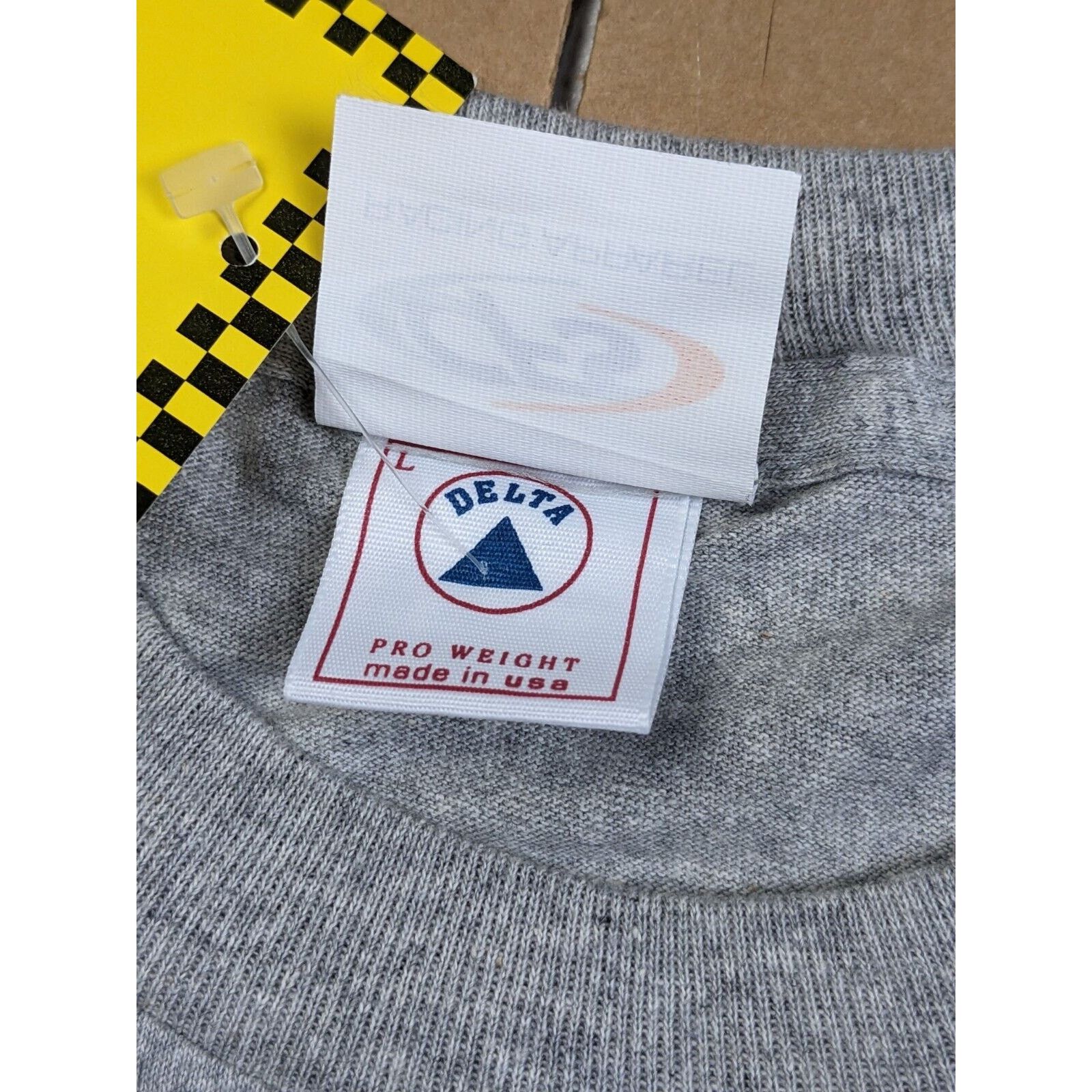 Delta NWT 1997 NASCAR Winston Cup Tour Series T-Shirt Deadstock Size US L / EU 52-54 / 3 - 5 Thumbnail