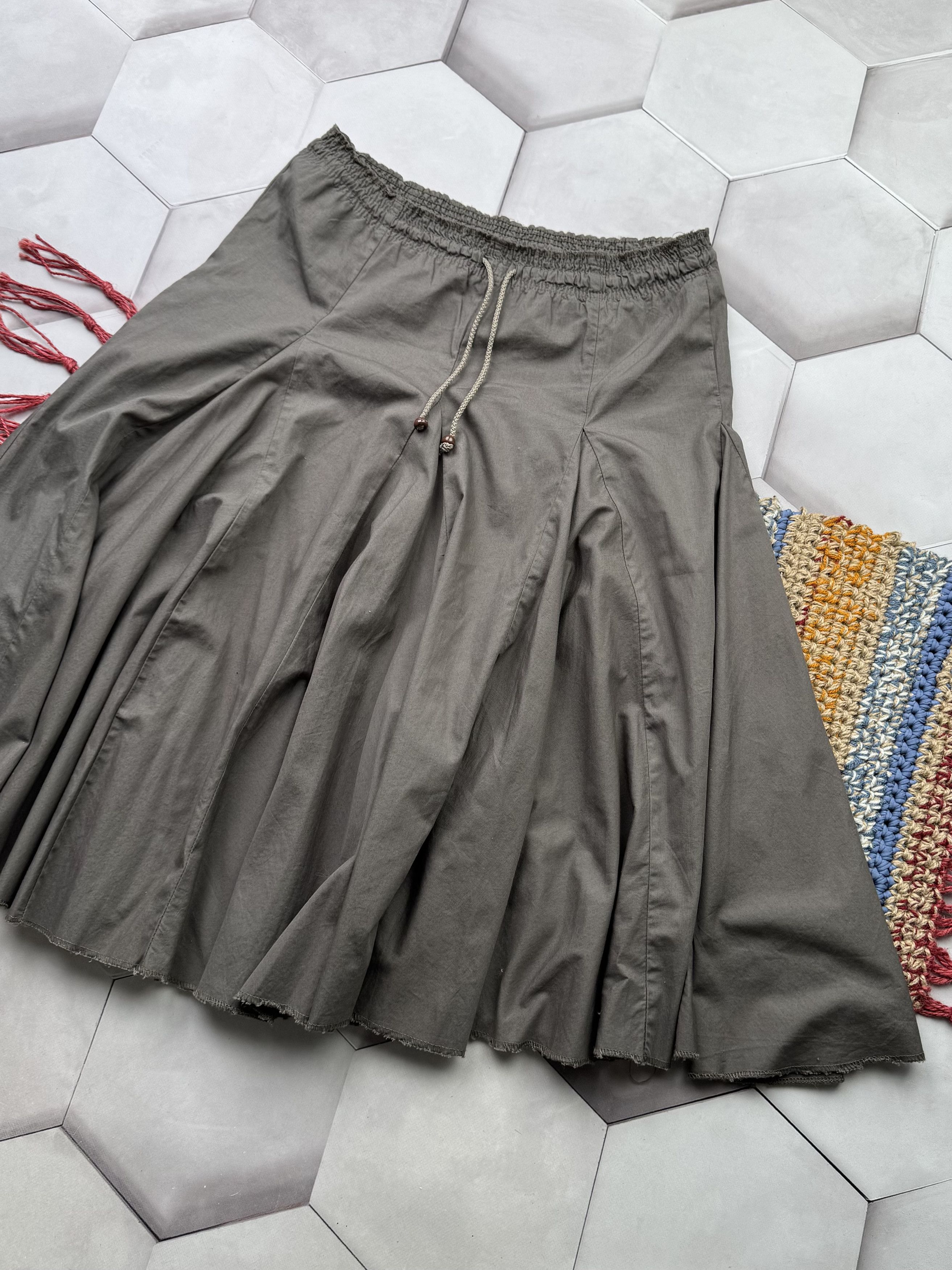 Japanese Brand Vintage Baggy Super Flare Skirt (E4) Size 32" / US 10 / IT 46 - 3 Thumbnail