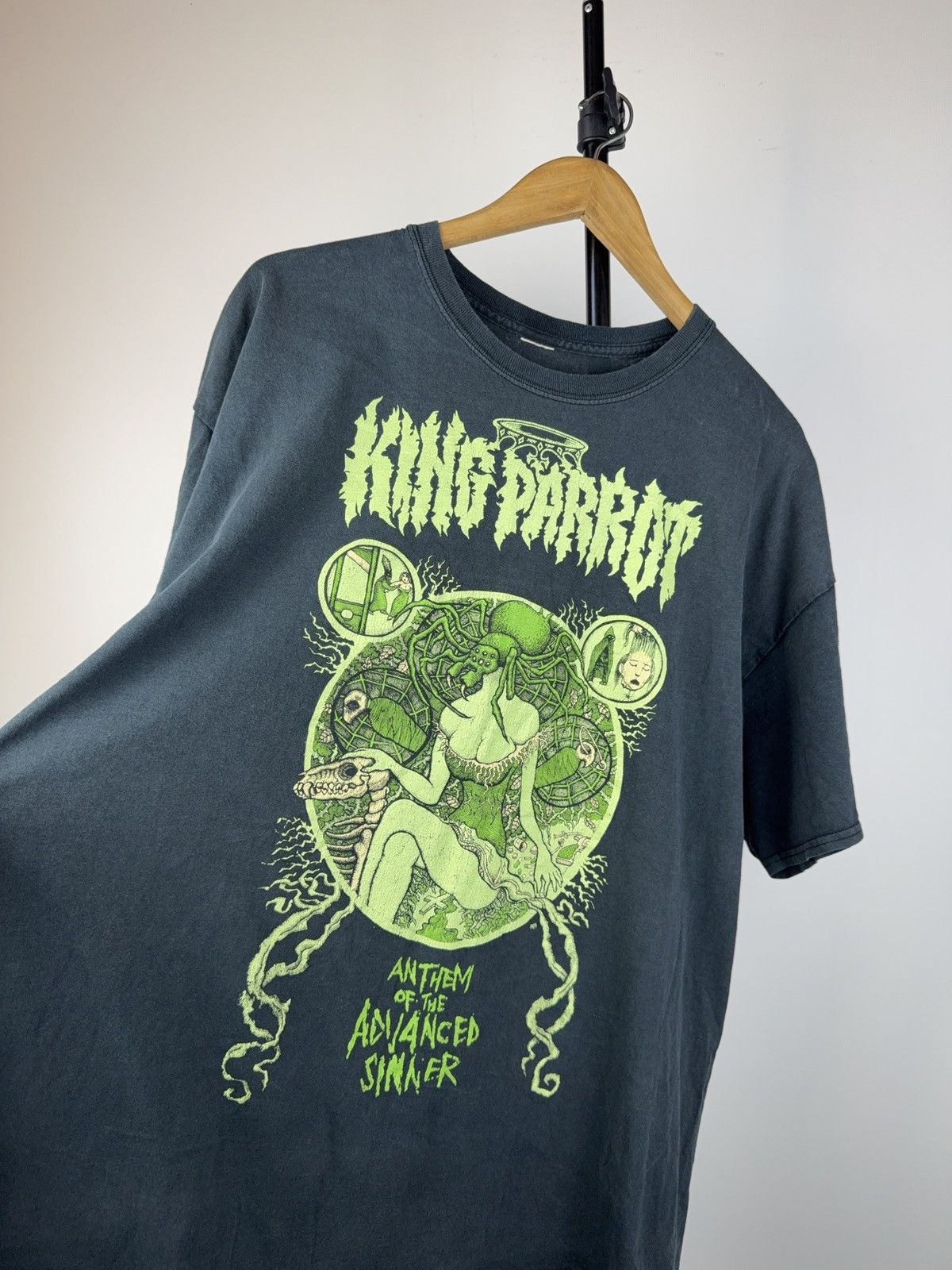 Band Tees King Parrot 2016 Dead Set Tour Tee Black Green Print Size US XXL / EU 58 / 5 - 5 Thumbnail