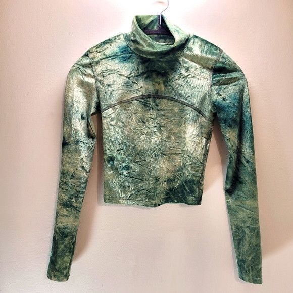 Aritzia Wilfred Free Tie Dye Green Velvet Turtleneck Crop Top - Xs Size XS / US 0-2 / IT 36-38 - 1 Thumbnail