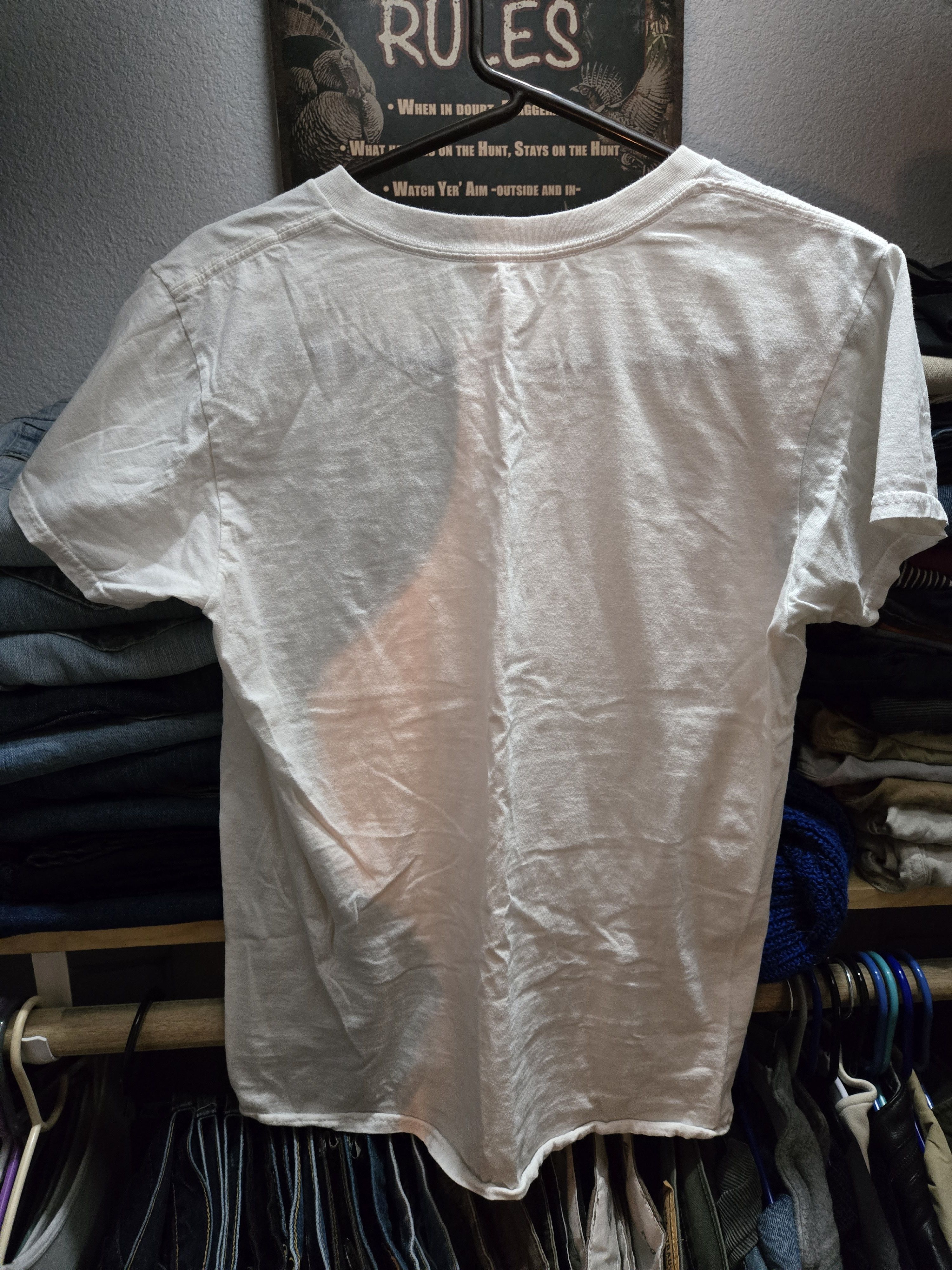 Gildan White vneck Size US S / EU 44-46 / 1 - 2 Thumbnail
