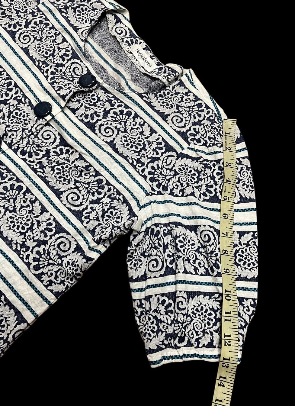 Yves Saint Laurent YSL blouse short sleeve x Striped paisley x Vintage x Rare Size M / US 6-8 / IT 42-44 - 6 Thumbnail