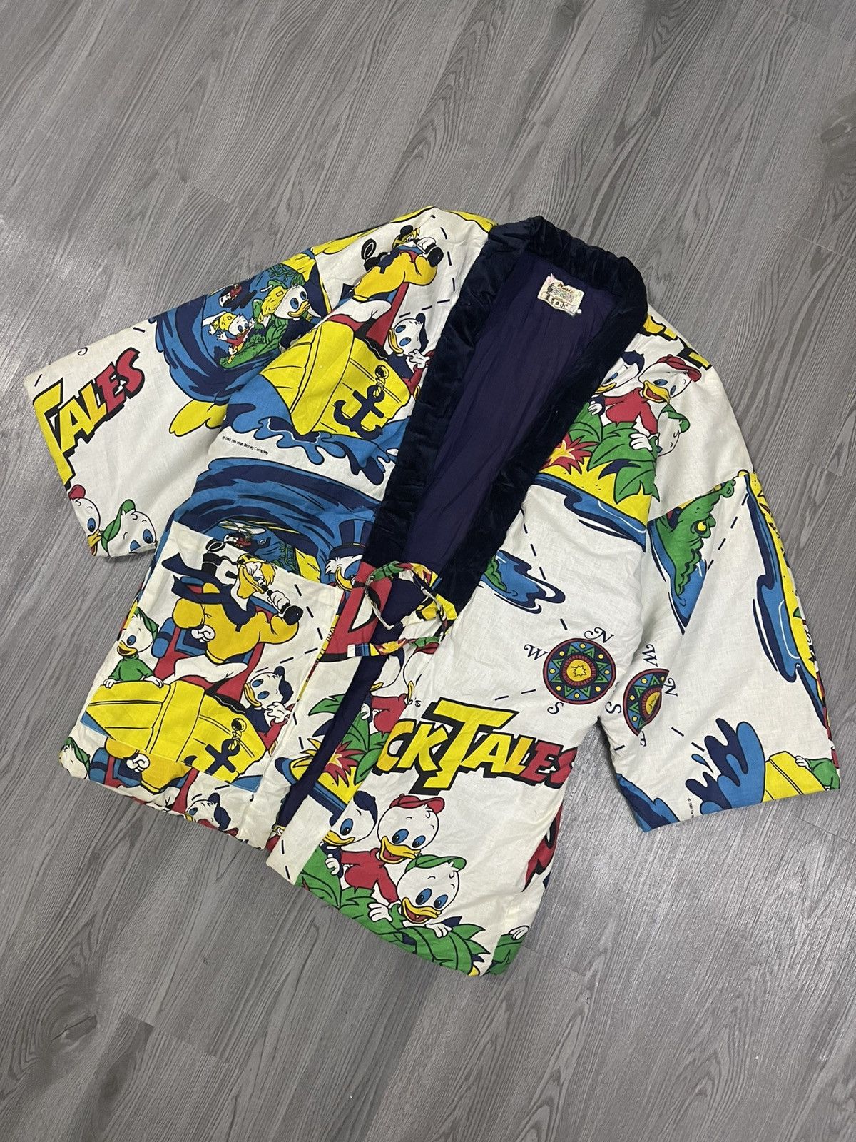 Disney × Japanese Brand × Vintage 80s Duck Tales Full Print Puffy Hanten Kimon Jacket Size US L / EU 52-54 / 3 - 10 Thumbnail