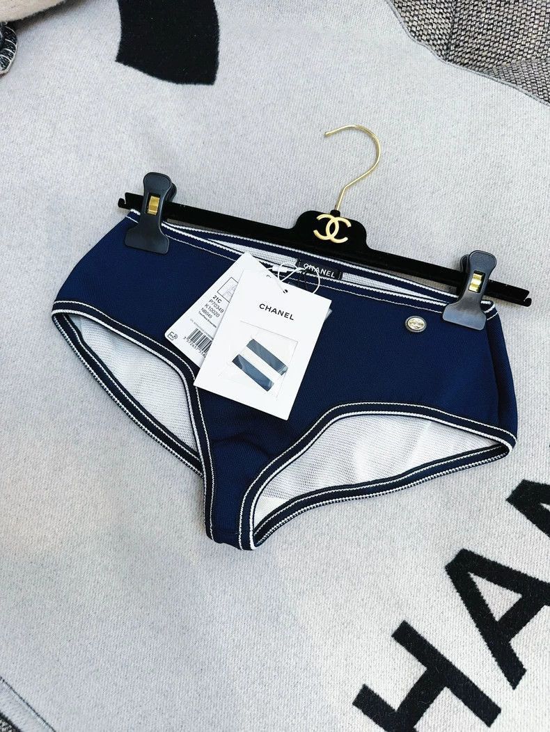 Chanel Chanel 21C Spring Show Bikini Set Size ONE SIZE - 6 Thumbnail