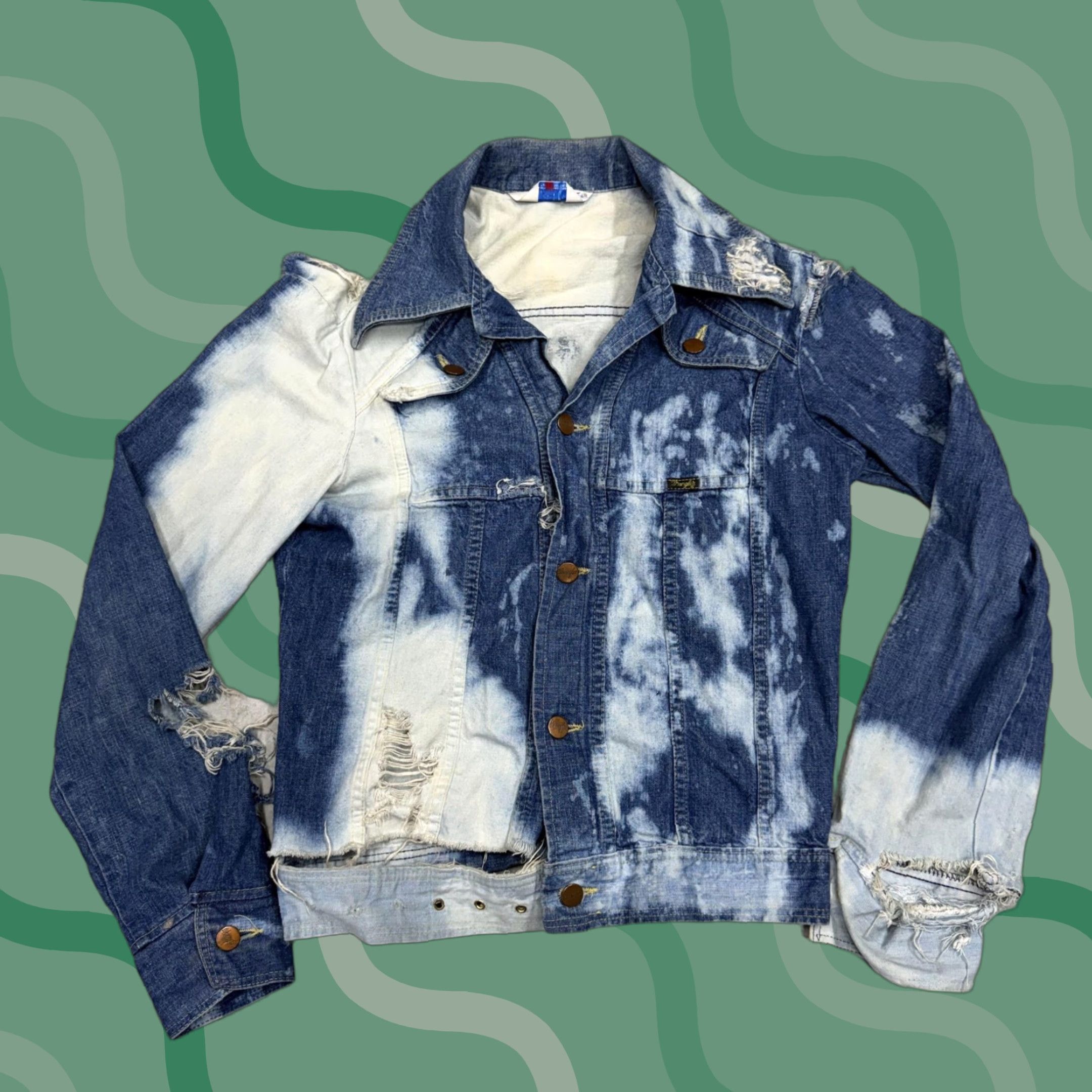 Wrangler VINTAGE Wrangler Jacket Mens Small Blue Denim Western Bleached thrashed 70s Size US S / EU 44-46 / 1 - 1 Thumbnail