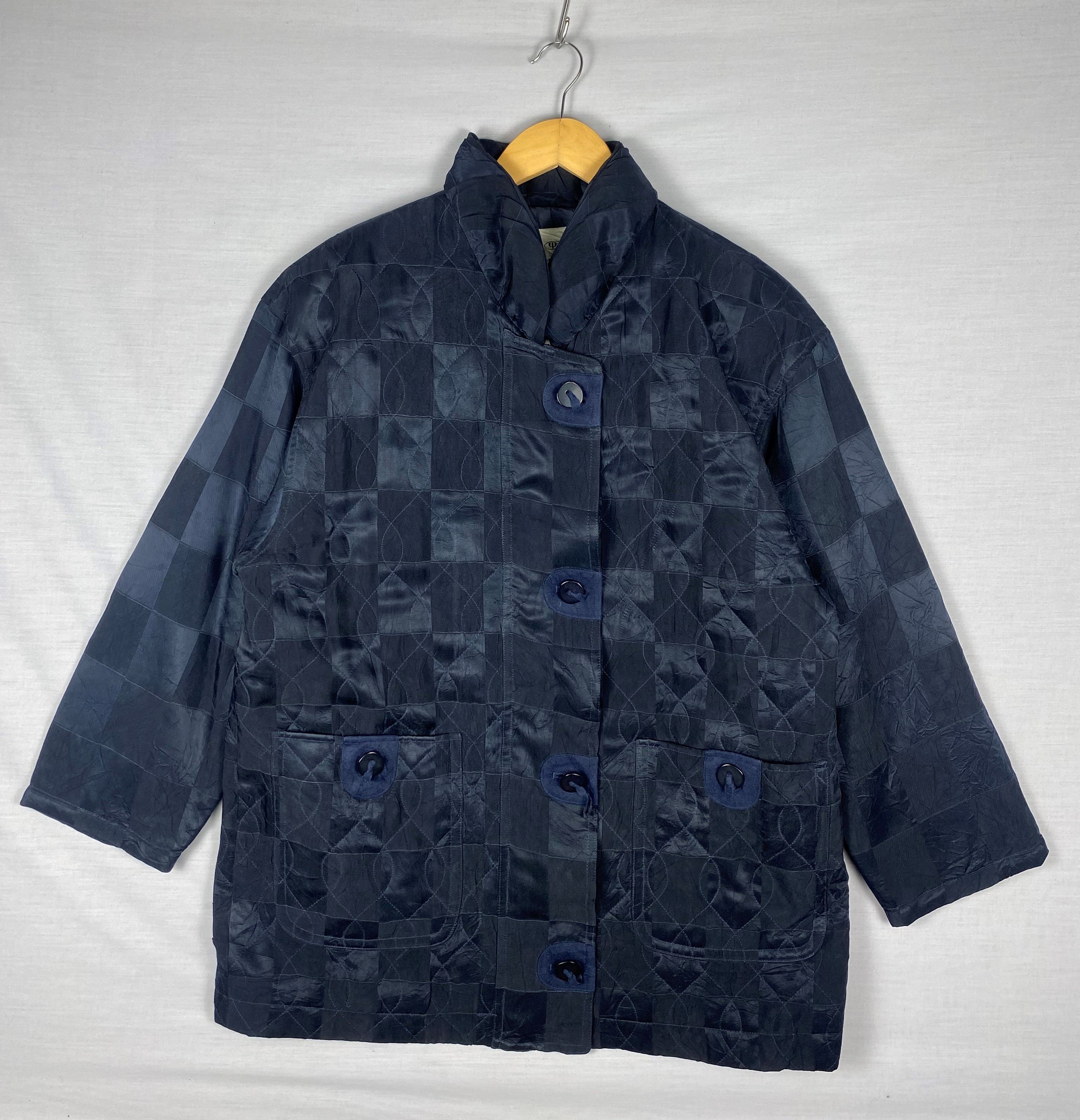 Japanese Brand Vintage Authentic Quilted Zip Up Light Jacket Size US L / EU 52-54 / 3 - 1 Thumbnail
