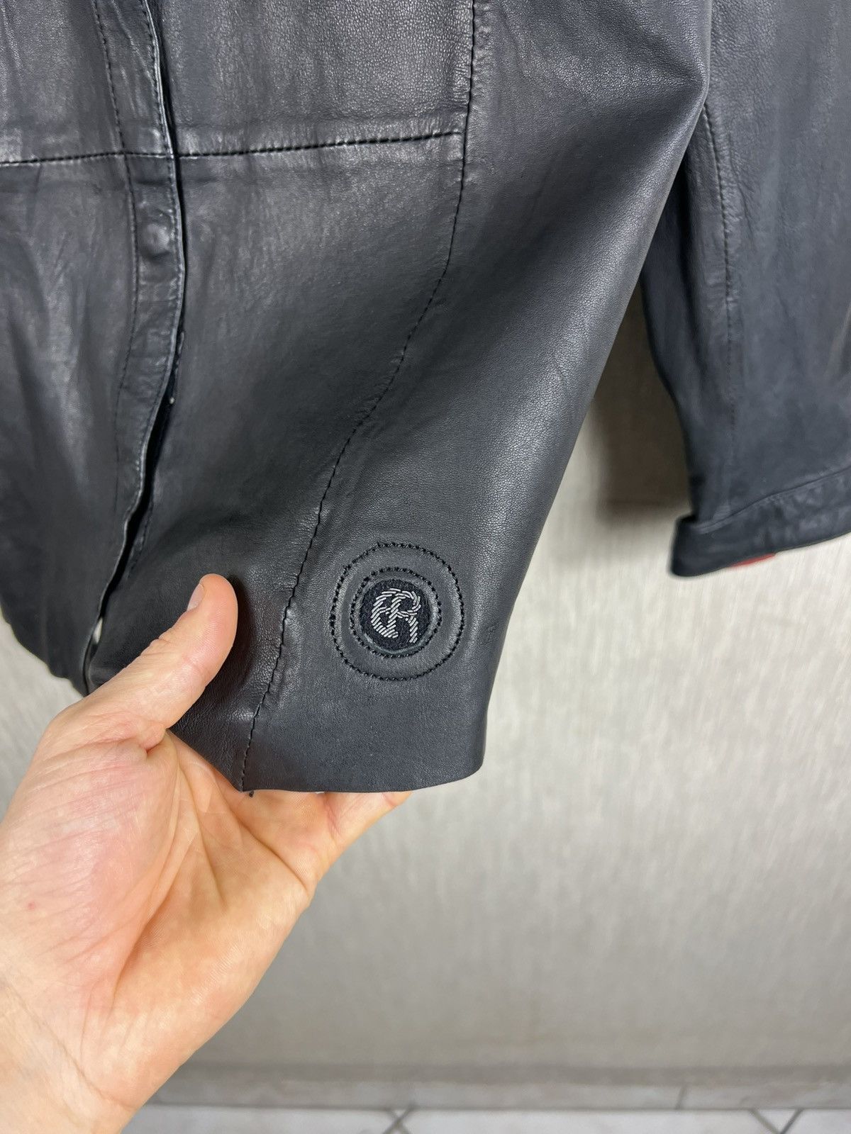 Guidi Elias Rumelis ER TARA black lamb leather button up shirt Size US S / EU 44-46 / 1 - 11 Thumbnail
