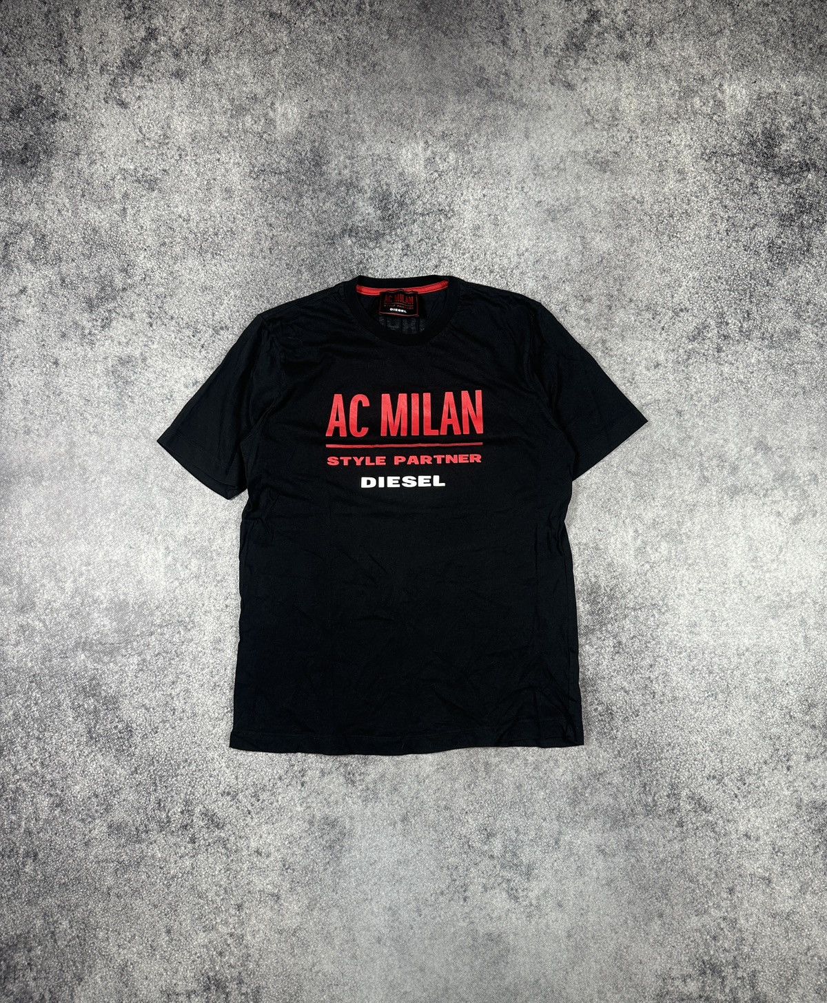 Diesel Vintage Diesel AC Milan Soccer T-shirt Rare Casual Style L Size US M / EU 48-50 / 2 - 1 Thumbnail