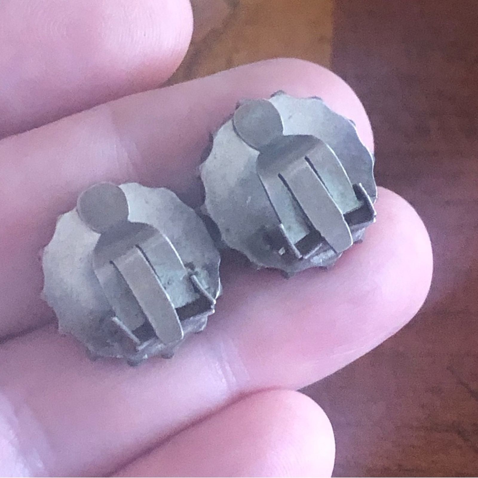Vintage Vintage handcrafted inlaid stone Aztec clip on earrings Size ONE SIZE - 6 Thumbnail