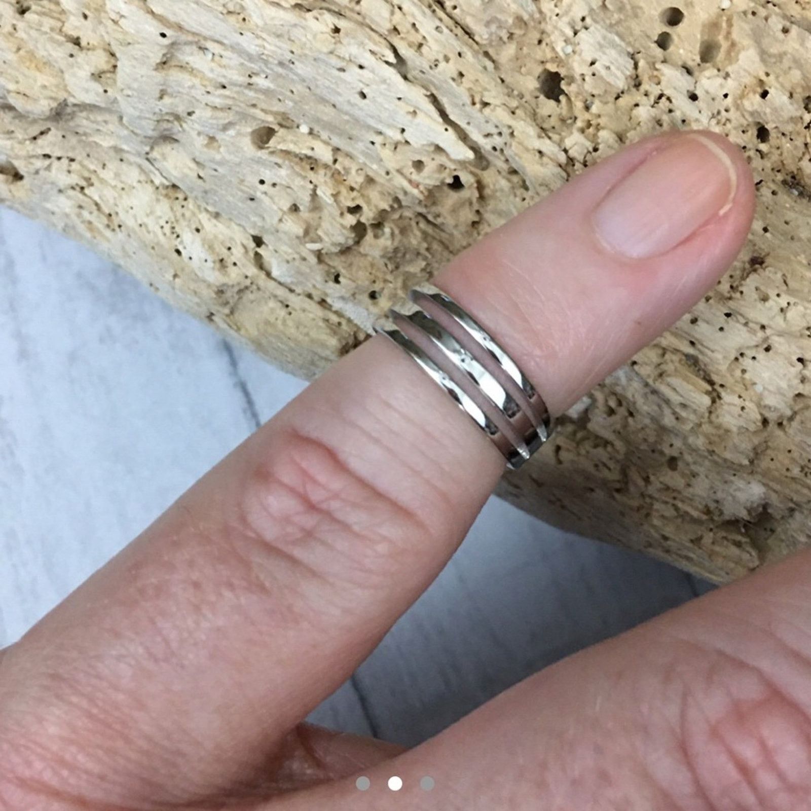 The Unbranded Brand Triple Band Sterling Silver High Polish Toe Ring Size ONE SIZE - 3 Thumbnail