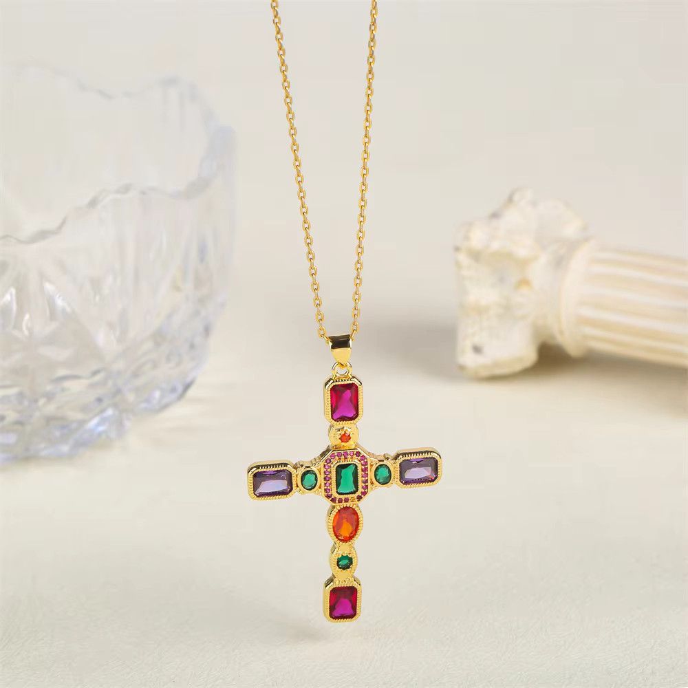 Jewelry Fashion Cross Crystal Necklaces Size ONE SIZE - 2 Thumbnail