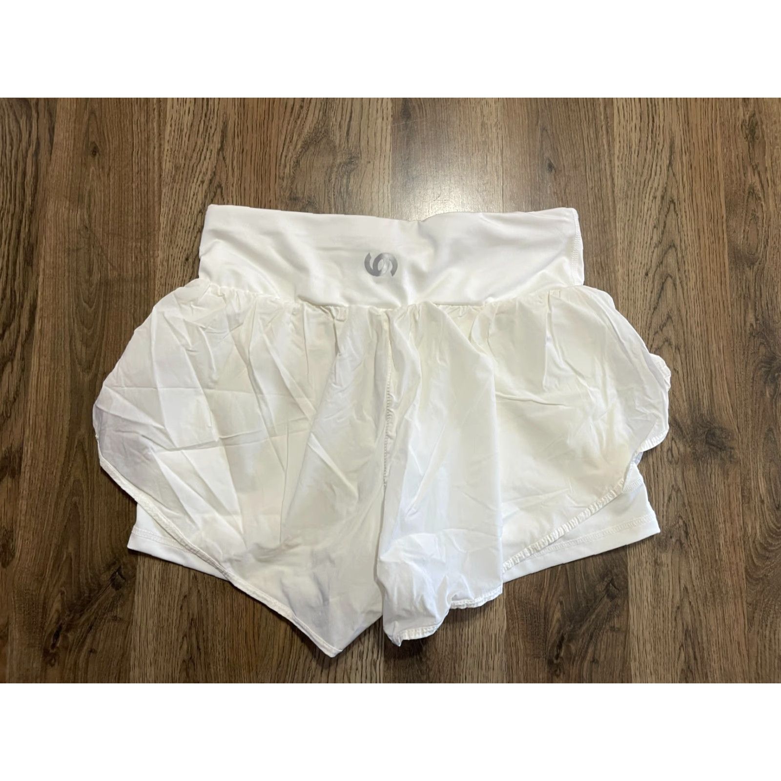 Vintage cadmus Shorts Women’s Size Medium White Pull On Athletic Casual Shorts Size 32" / US 10 / IT 46 - 2 Thumbnail