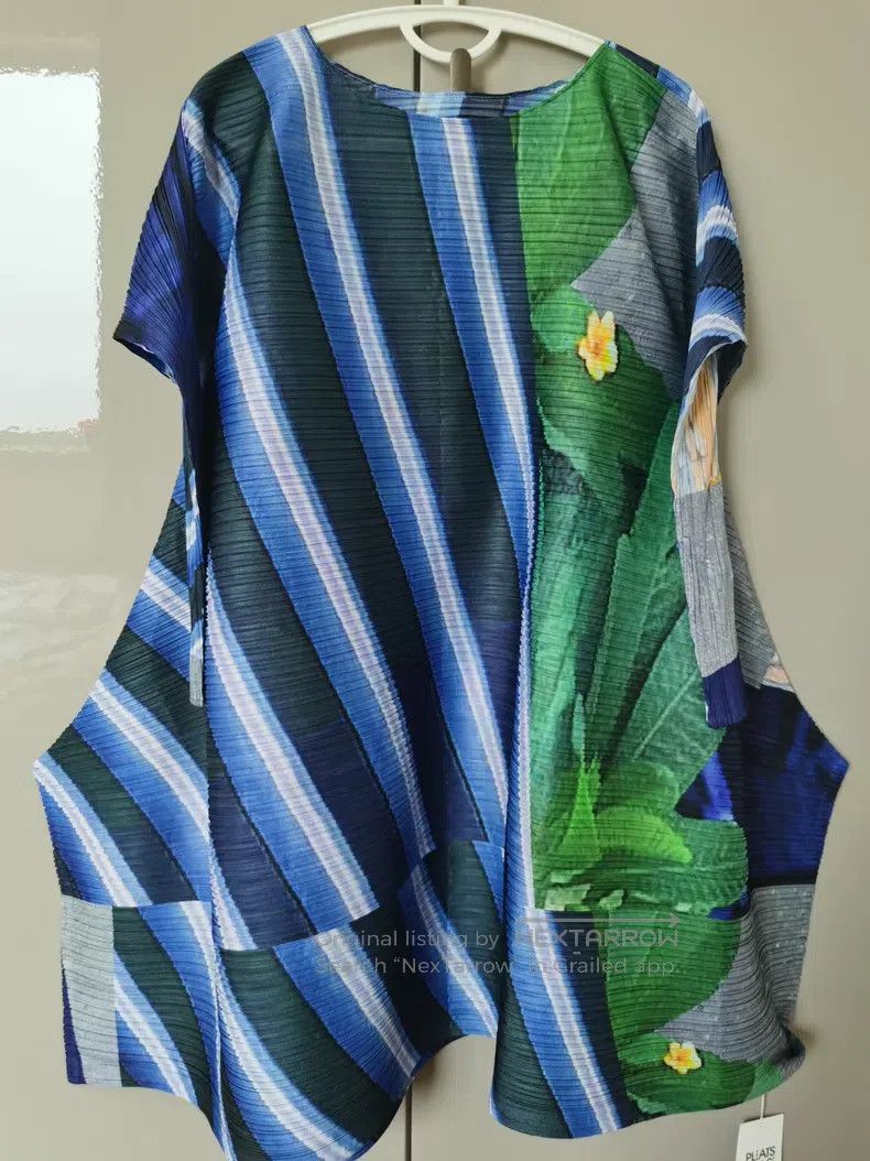 Issey Miyake Issey Miyake Mid-Length Top Size L / US 10 / IT 46 - 1 Thumbnail