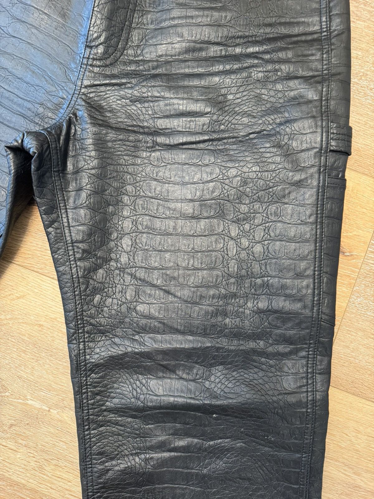 Supreme Supreme Crocodile Leather Carpenter Pant Size US 34 / EU 50 - 5 Thumbnail