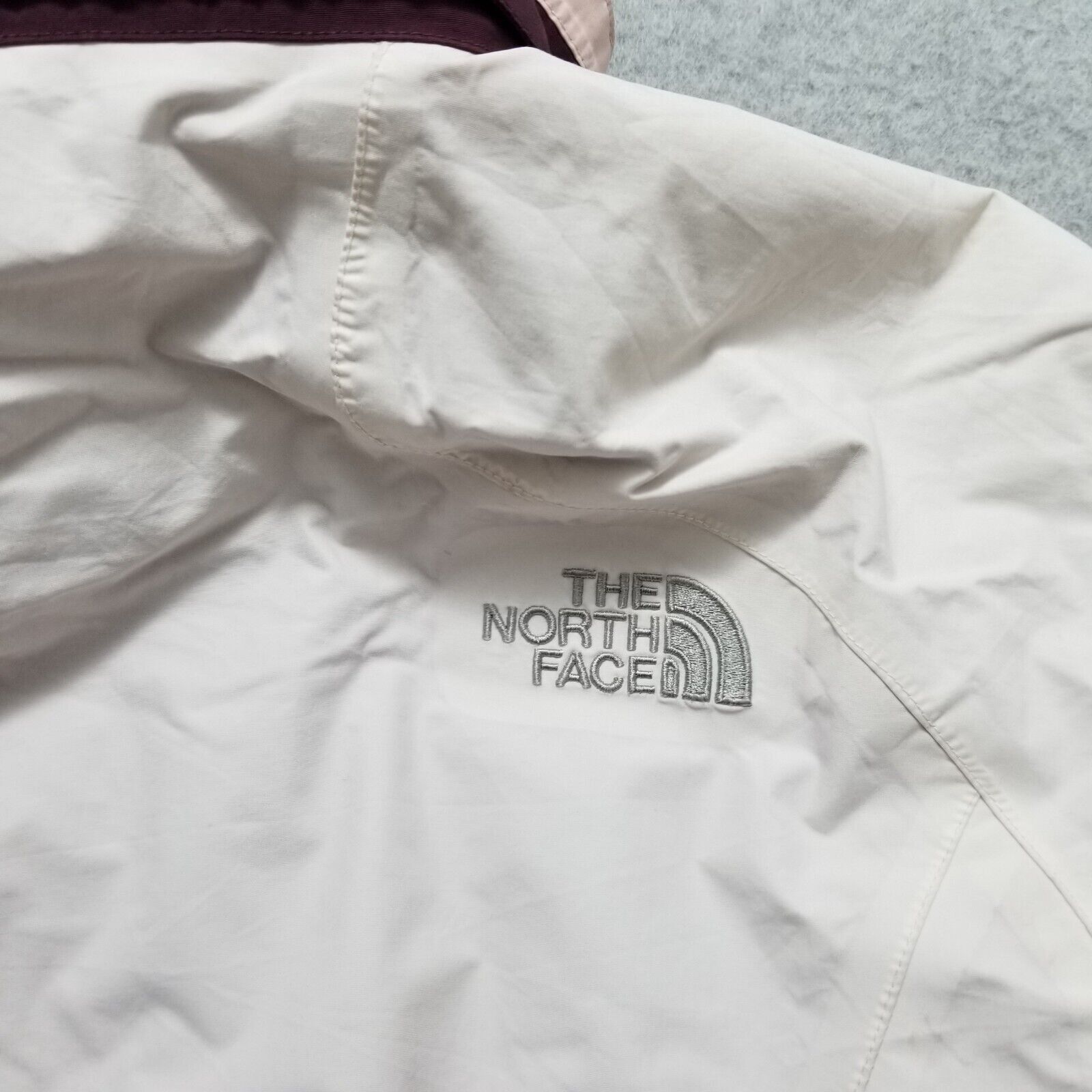The North Face The North Face Jacket Womens Medium White Purple Full Zip Size M / US 6-8 / IT 42-44 - 2 Thumbnail