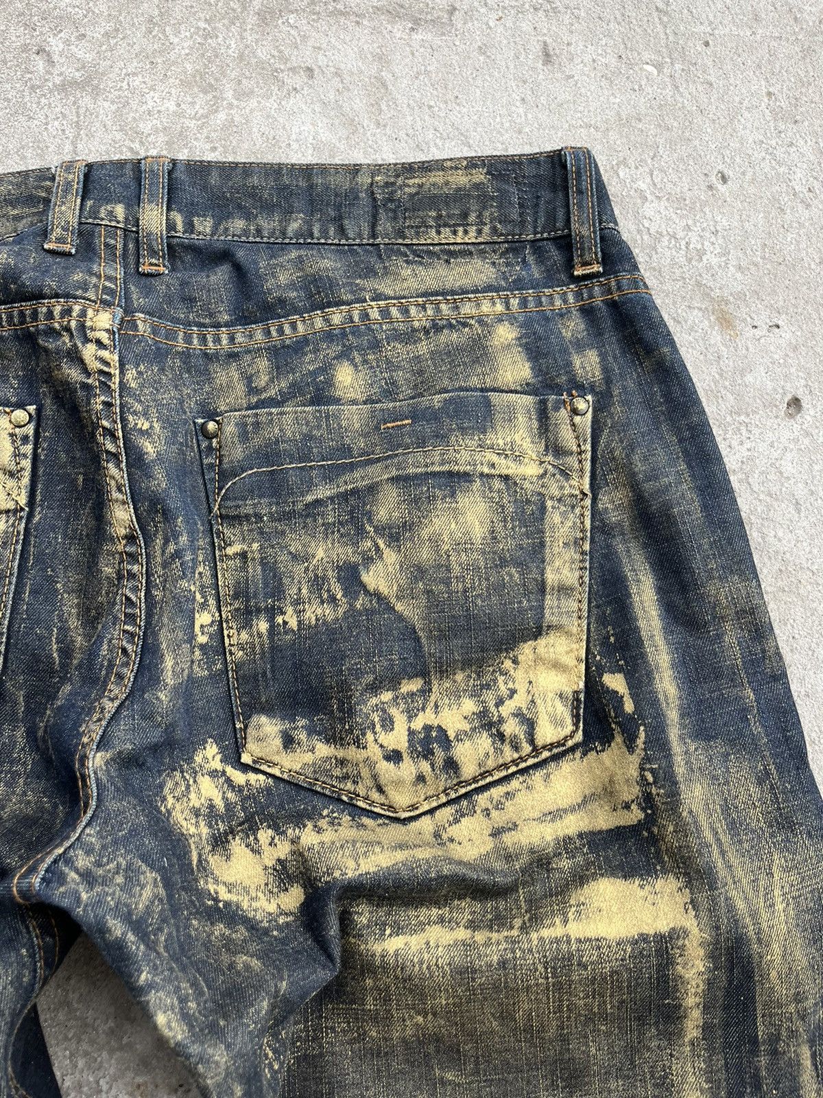 Japanese Brand Dirty Painted Distressed Thrashed Faded Baggy Jeans Y2K Pant Size US 34 / EU 50 - 14 Thumbnail
