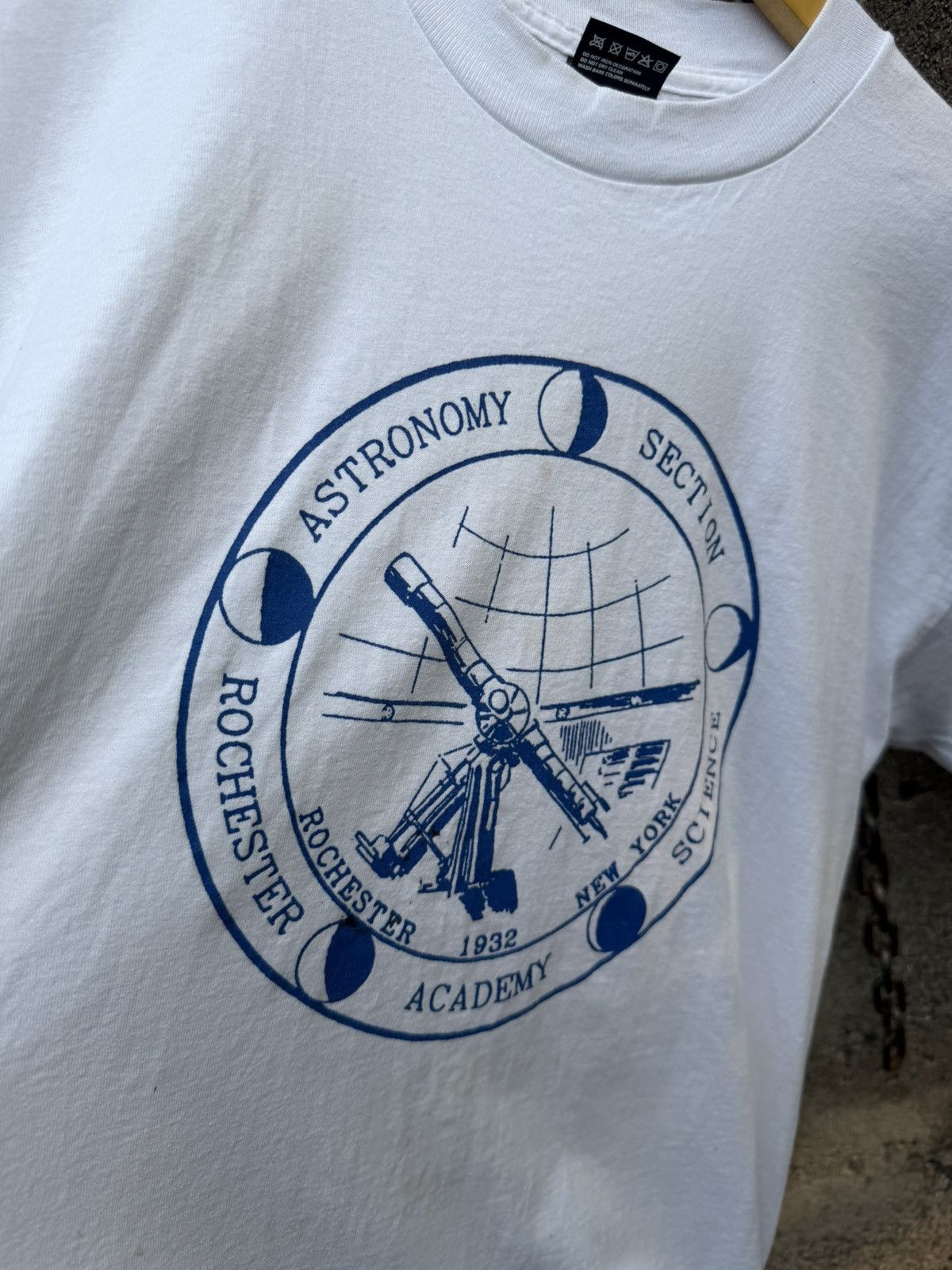 Vintage Rochester Academy Astronomy Section Tee Size US L / EU 52-54 / 3 - 2 Thumbnail