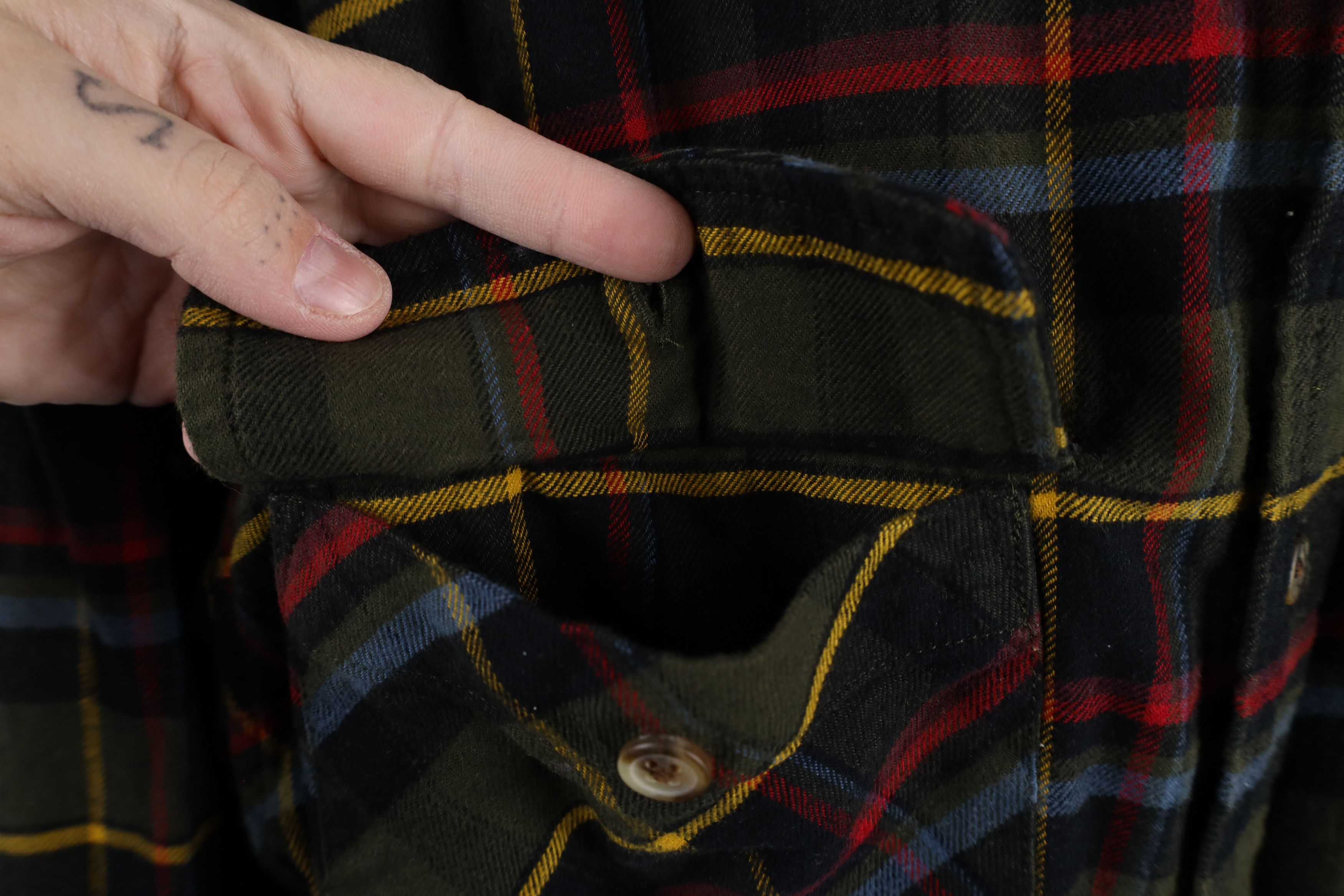 Banana Republic × Vintage Banana Republic Flannel Collared Button Shirt Rainbow Plaid Size US XL / EU 56 / 4 - 4 Thumbnail