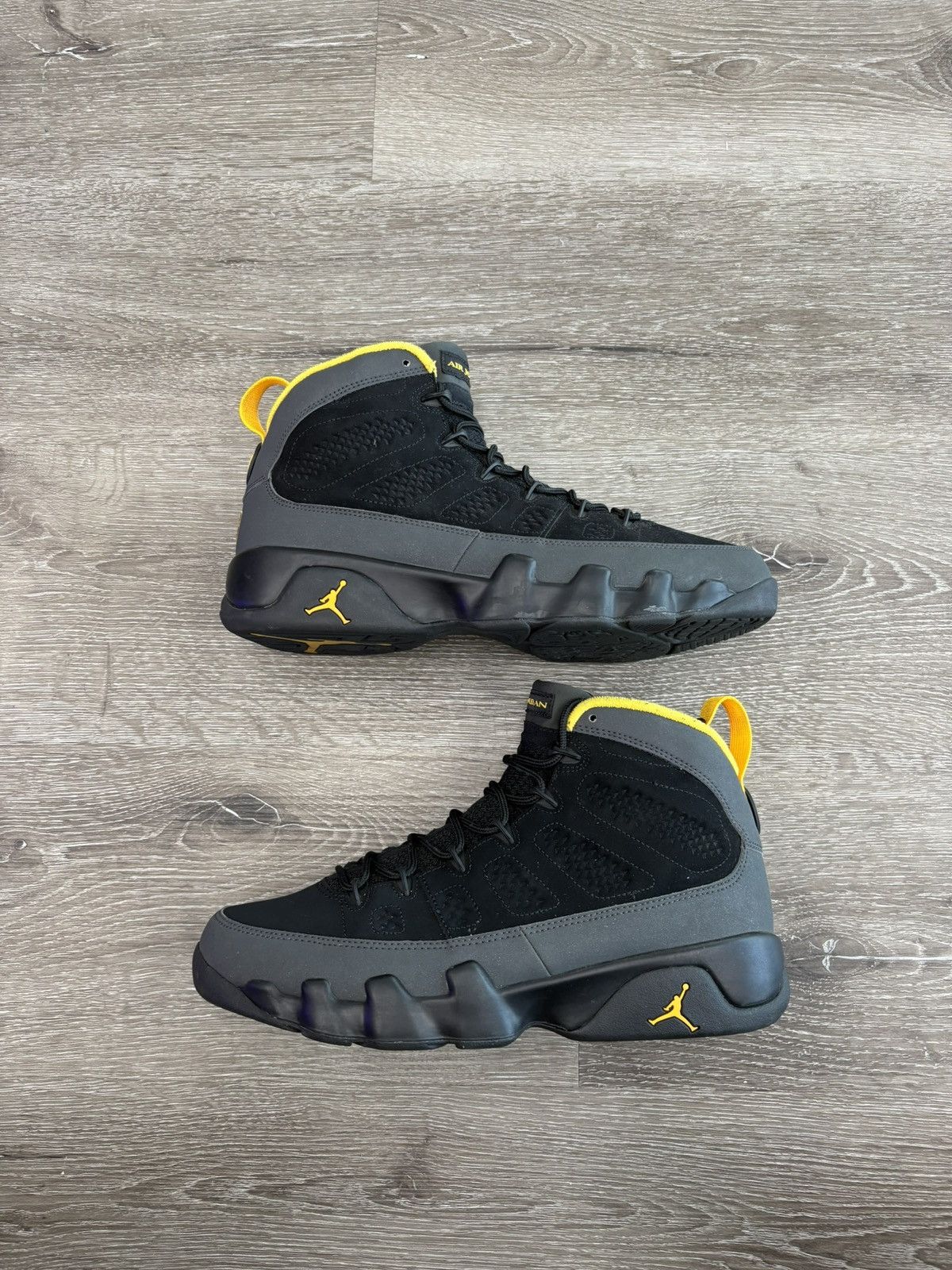 Air Jordan 9 Retro “Dark Charcoal” **PRE-OWNED**