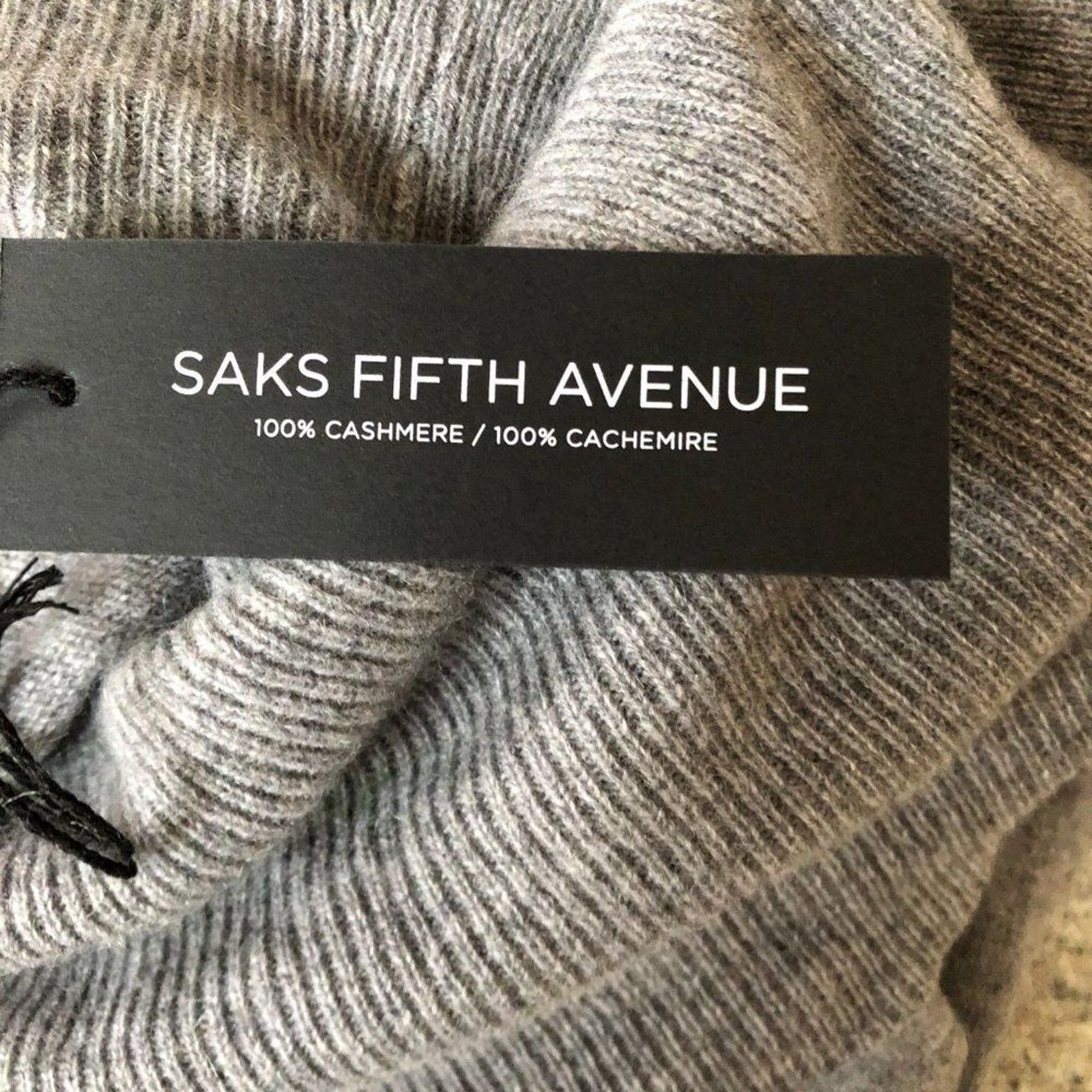 Saks Fifth Avenue Cowlneck Cashmere Sweater from Saks Fifth Avenue Size M / US 6-8 / IT 42-44 - 9 Thumbnail