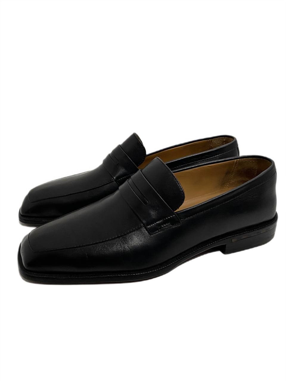 Louis Vuitton Louis Vuitton LV Black Leather Classic Loafer Dress Shoes Size US 9.5 / EU 42-43 - 1 Thumbnail