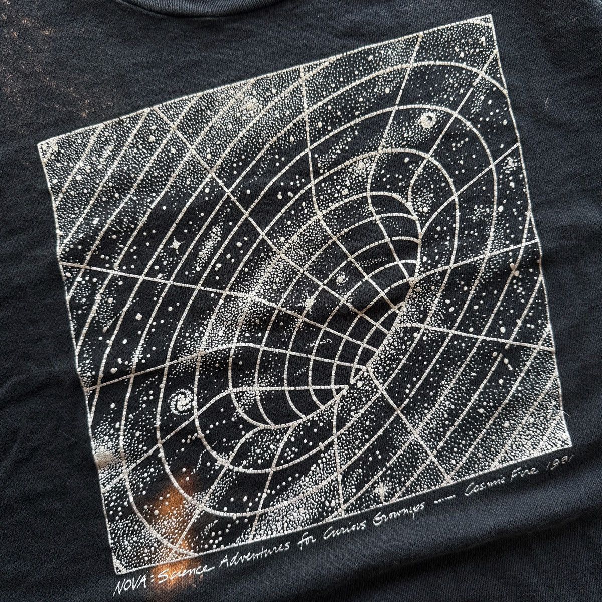 Vintage 1981 Vintage NOVA PBS Black Hole Space Tee Size US XL / EU 56 / 4 - 4 Thumbnail