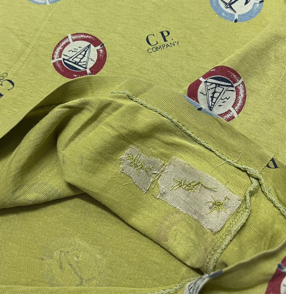 C.P. Company × Vintage Vintage CP COMPANY Single Stitch Fullprint Shirt Size US S / EU 44-46 / 1 - 8 Thumbnail