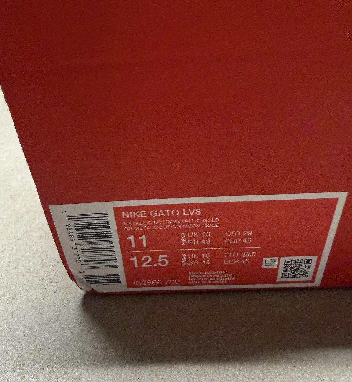 Nike Nike Gato LV8 Indoor Soccer Gold Men’s size 11 shoes NEW Size US 11 / EU 44 - 6 Thumbnail