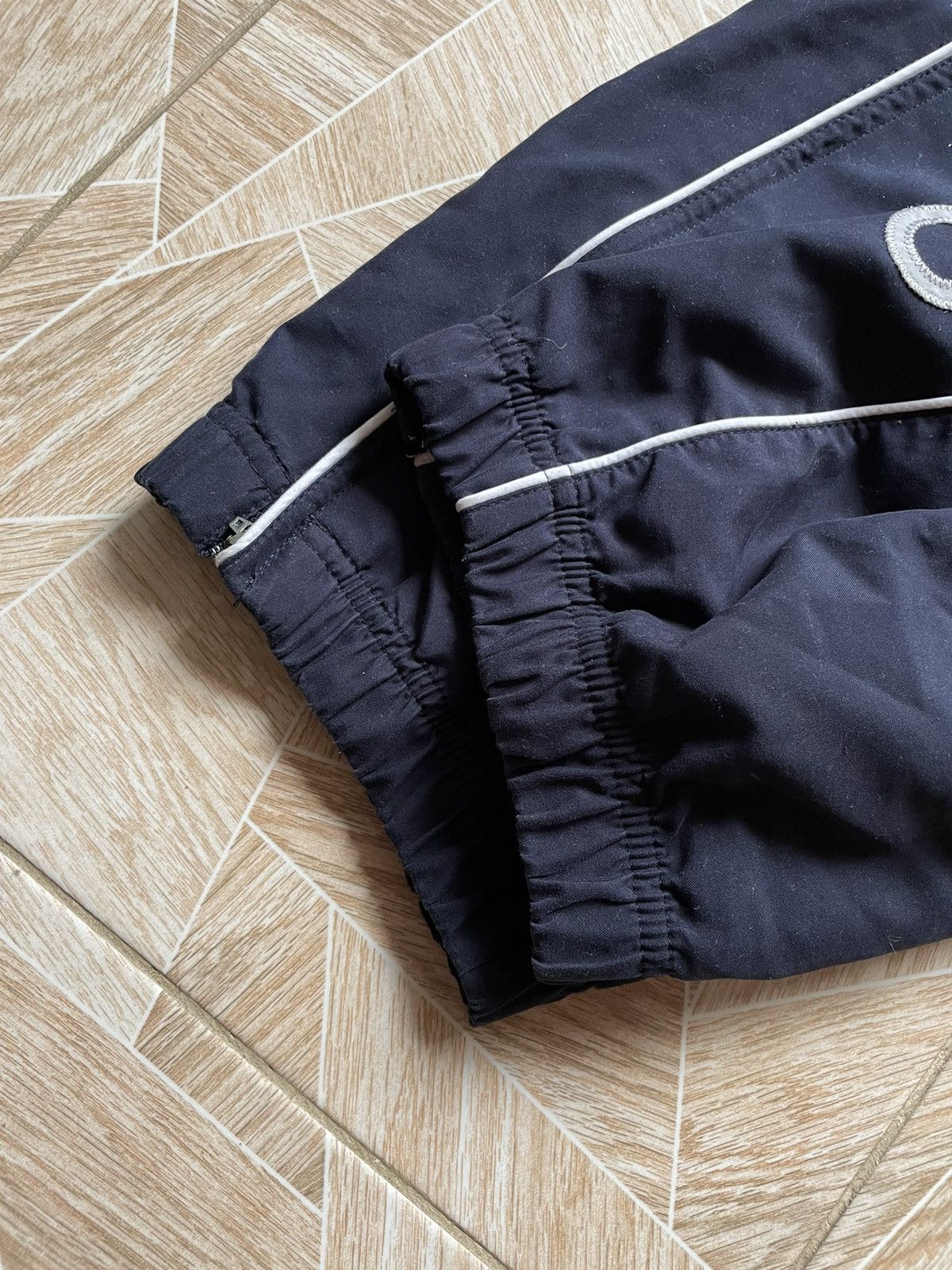 Adidas × Vintage Japanese Y2K Vintage Retro Adidas Pants Big Logo 2002 Baggy Size US 34 / EU 50 - 8 Thumbnail