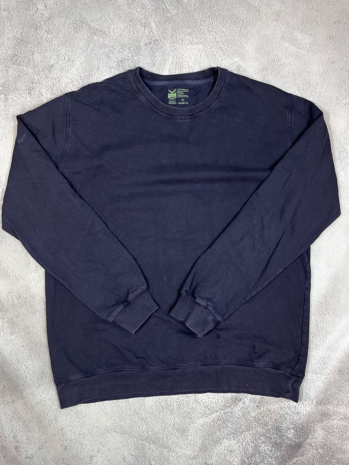 Japanese Brand × Vintage Vintage Y2K Faded blank navy sweatshirt streetwear size XL Size US XL / EU 56 / 4 - 1 Thumbnail