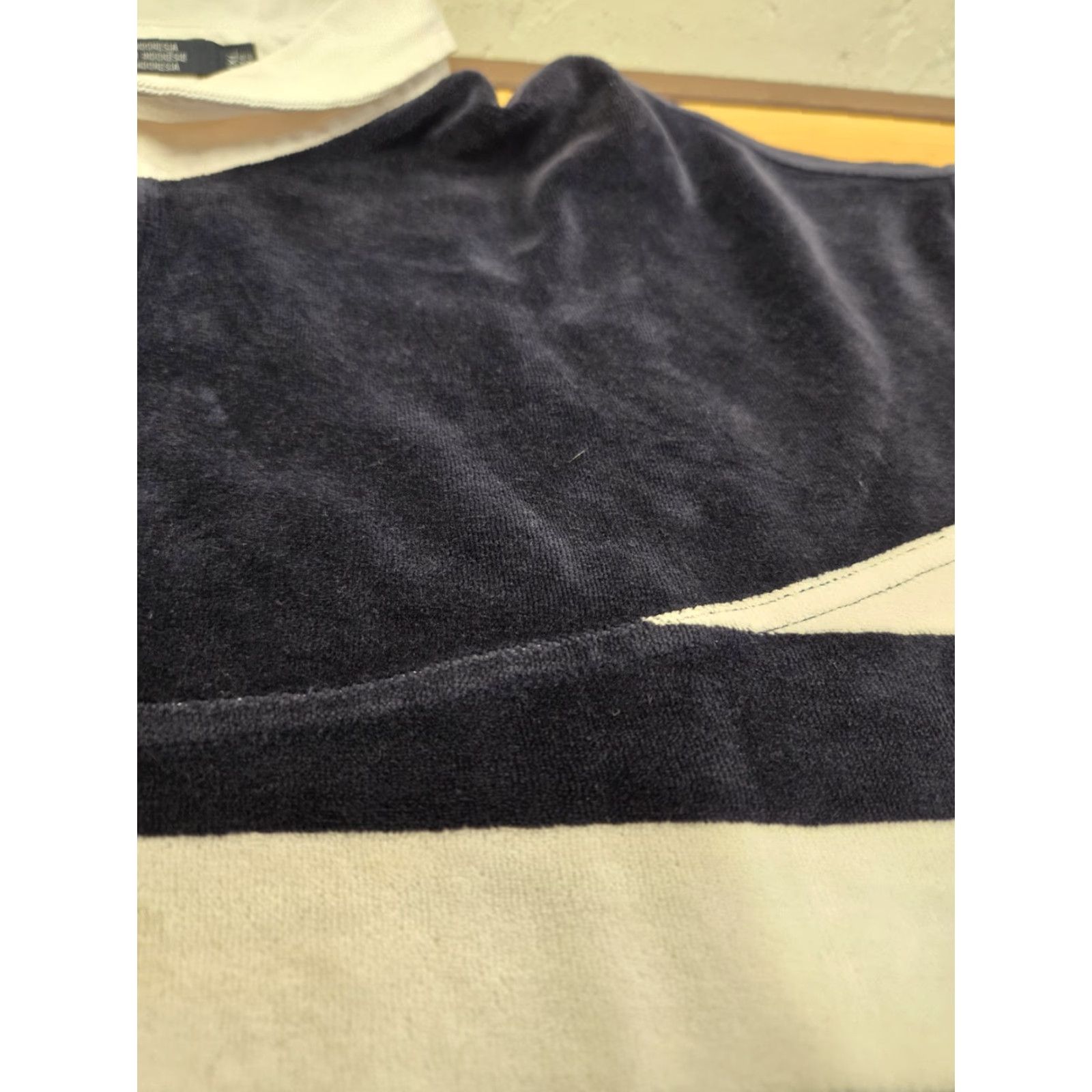 Tommy Hilfiger Tommy Hilfiger Rugby Shirt Mens 2XL Navy Blue White Striped Velour Long Sleeve Size US XXL / EU 58 / 5 - 6 Thumbnail