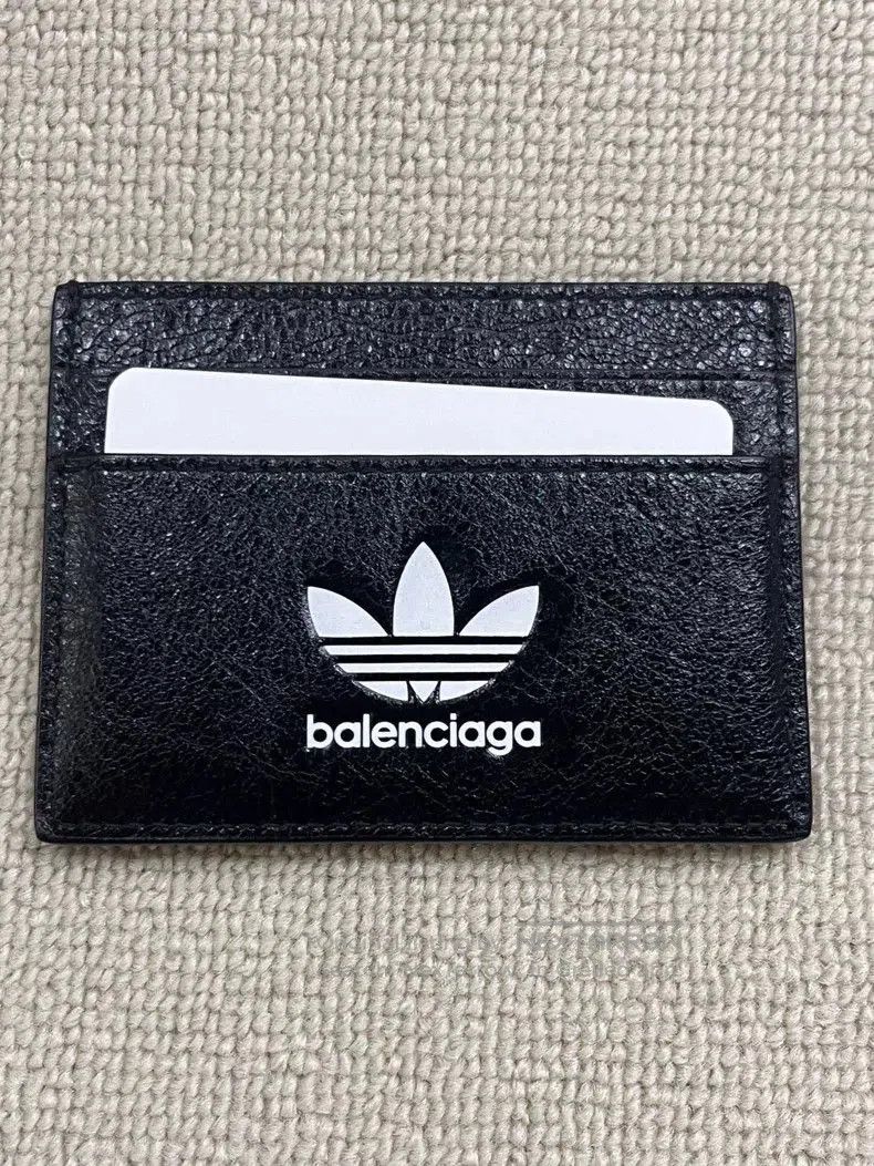 Balenciaga Balenciaga x Adidas Leather Card Holder. Size ONE SIZE - 2 Thumbnail