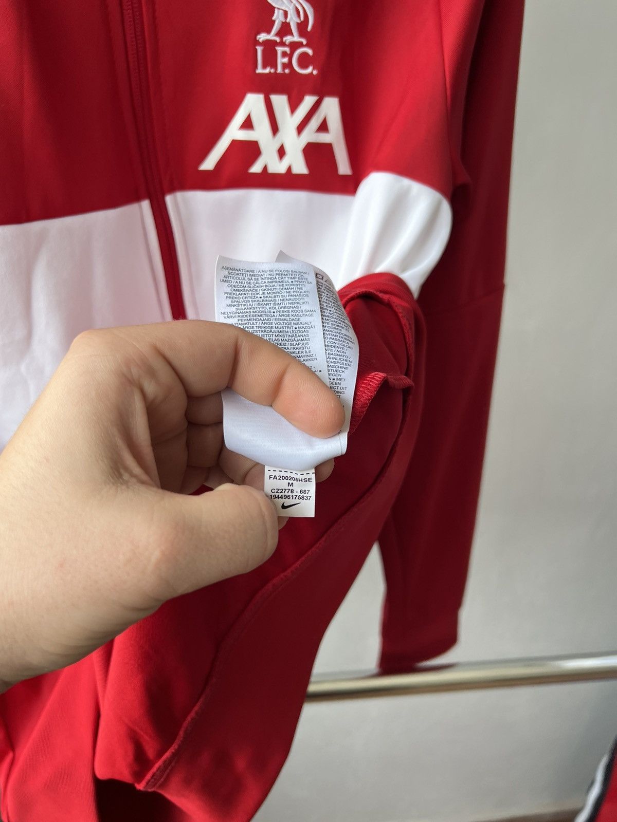 Nike 2020 LIVERPOOL TRACK JACKET ANTHEM RED/WHITE NIKE SIZE M Size US M / EU 48-50 / 2 - 10 Thumbnail