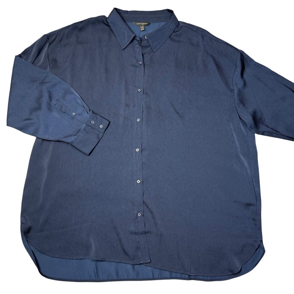 Banana Republic New Banana Republic Silky Oversized Preppy Navy Long Sleeve Size XXL / US 16-18 / IT 52-54 - 2 Thumbnail