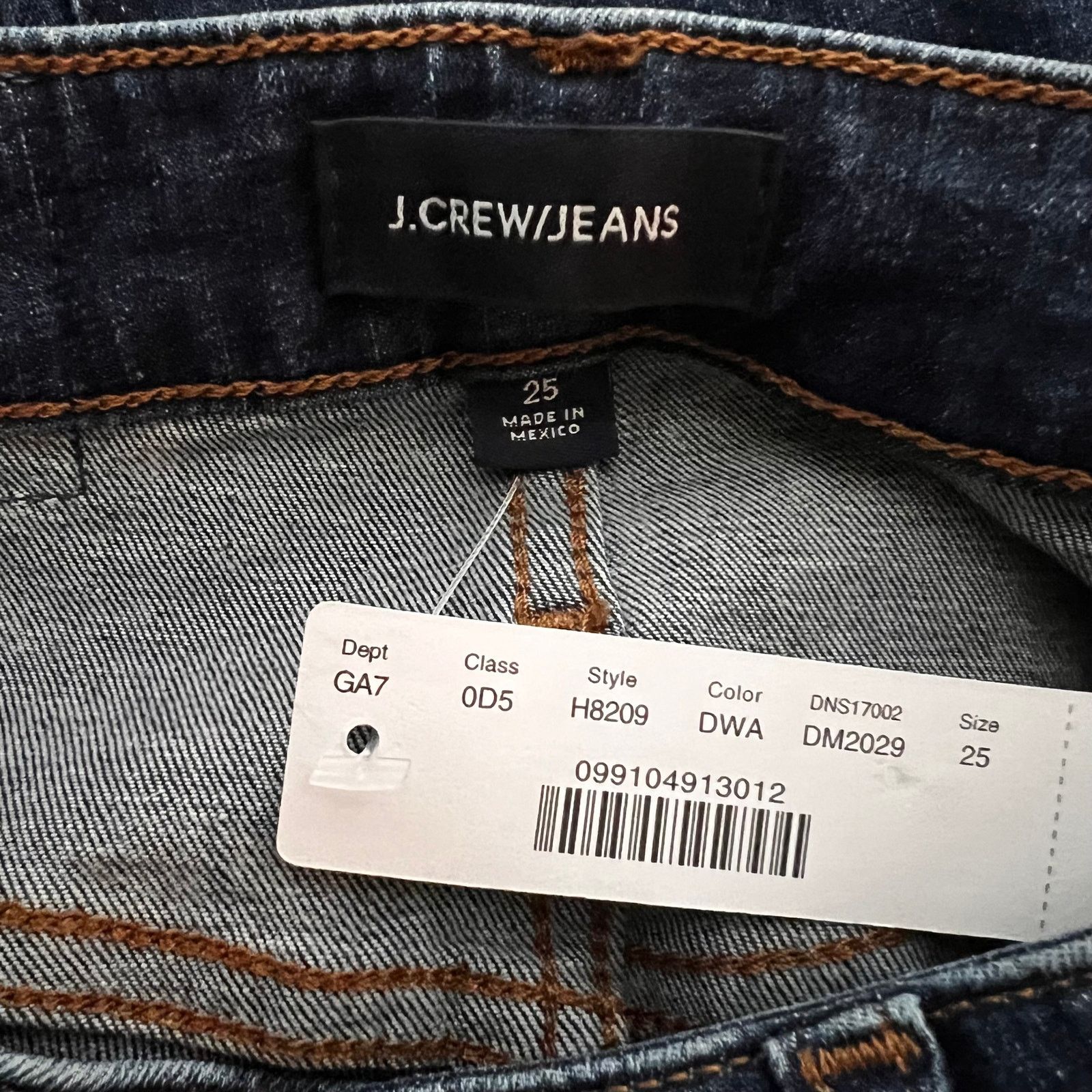 J.Crew J.Crew BlueToothpick Jeans, US25 + J.Crew Sandals US7.5 Size 25" / US 0 / IT 36 - 12 Thumbnail