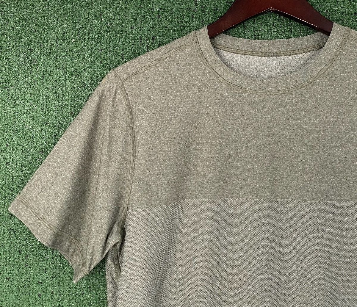 Vuori Vuori Grandview Tech Performance Green Shirt Medium Size US M / EU 48-50 / 2 - 3 Thumbnail