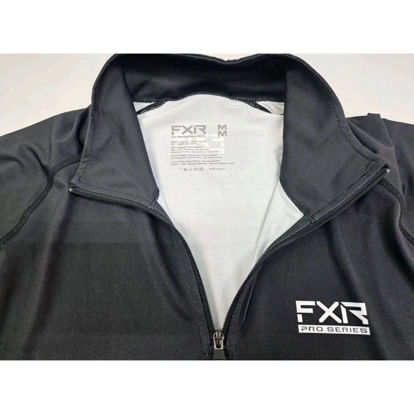 Vintage FXR Pro Series Performance Long Sleeve 1/4 Zip Pullover Black Size M Mens Jacket/Coat Solid 3-in-1 UPF 50 Mid-Length Standing Collar Pockets Logo Size US M / EU 48-50 / 2 - 4 Thumbnail