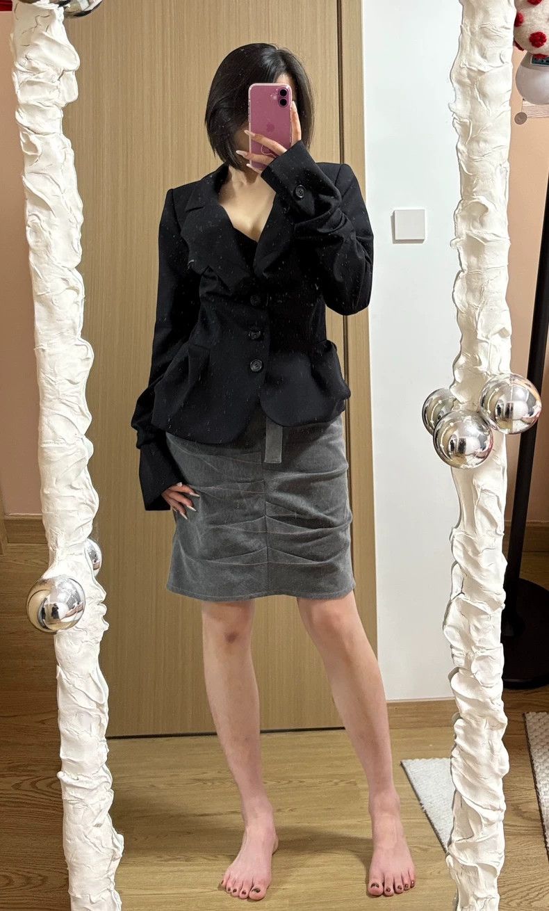 Vivienne Westwood Vivienne Westwood The drunk was wearing a black suit aroun Size S / US 4 / IT 40 - 7 Thumbnail