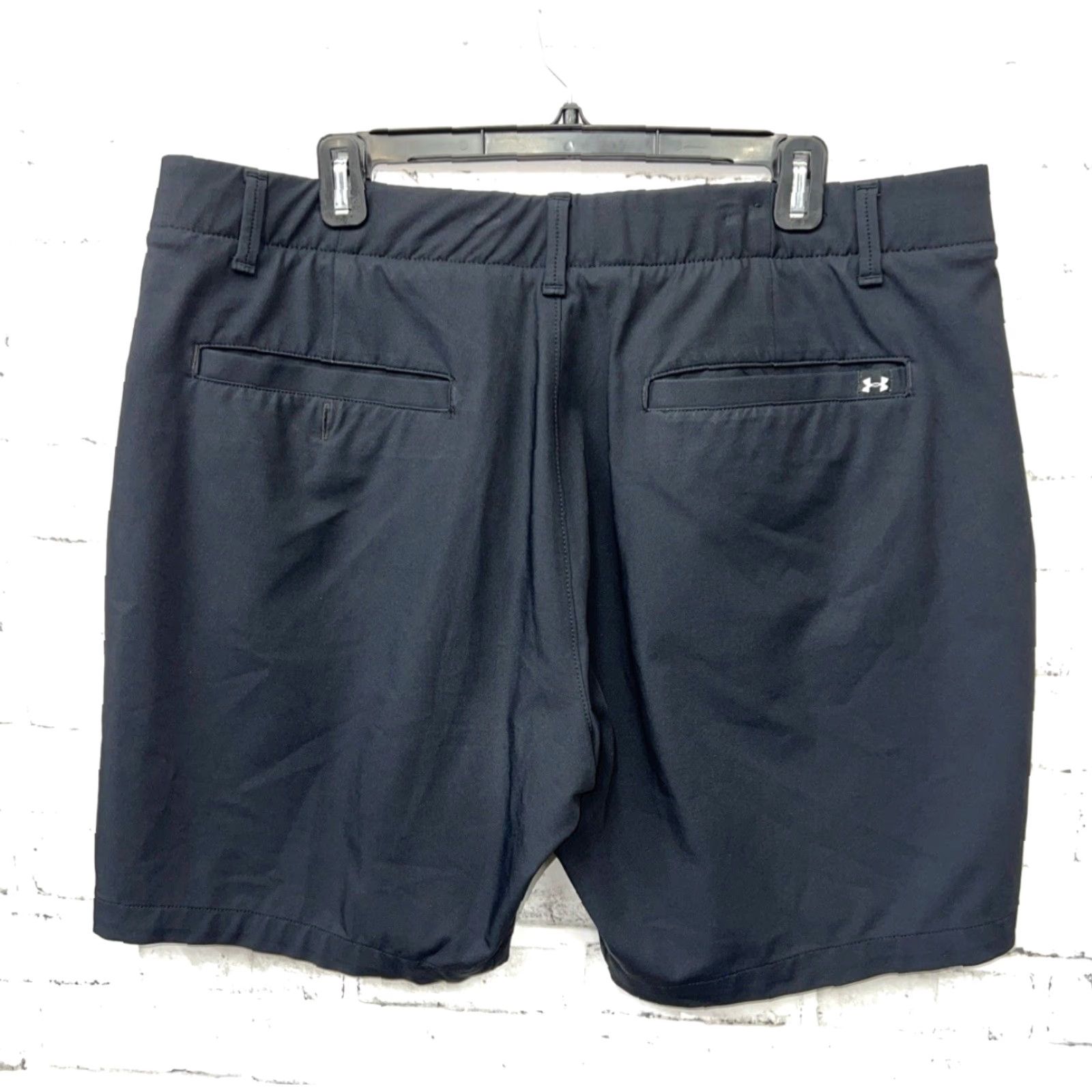 Under Armour Under Armour Black Shorts Mens 38 Regular Chino Style Casual Sportswear Mens Black 38 Regular Size US 38 / EU 54 - 4 Thumbnail