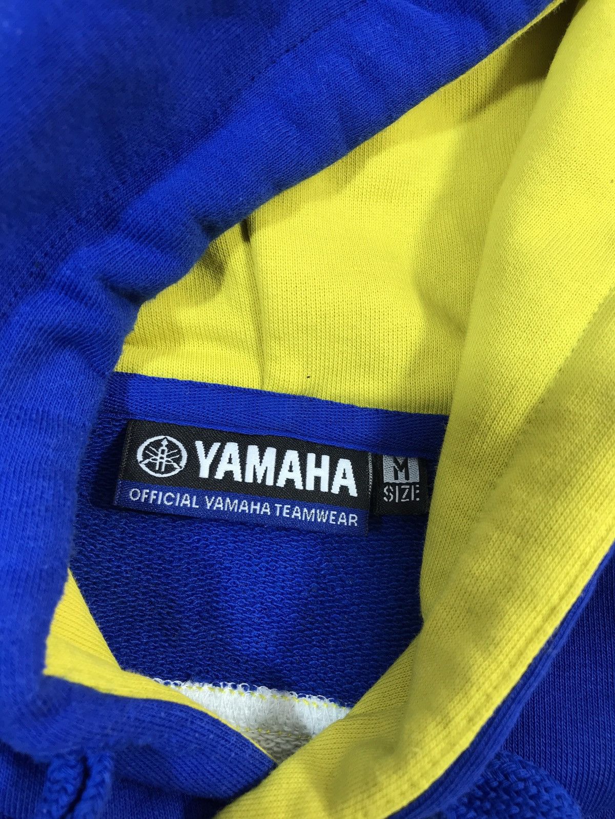 Yamaha Yamaha Valentino Rossi 46 Racing Hoodie Size US M / EU 48-50 / 2 - 7 Thumbnail