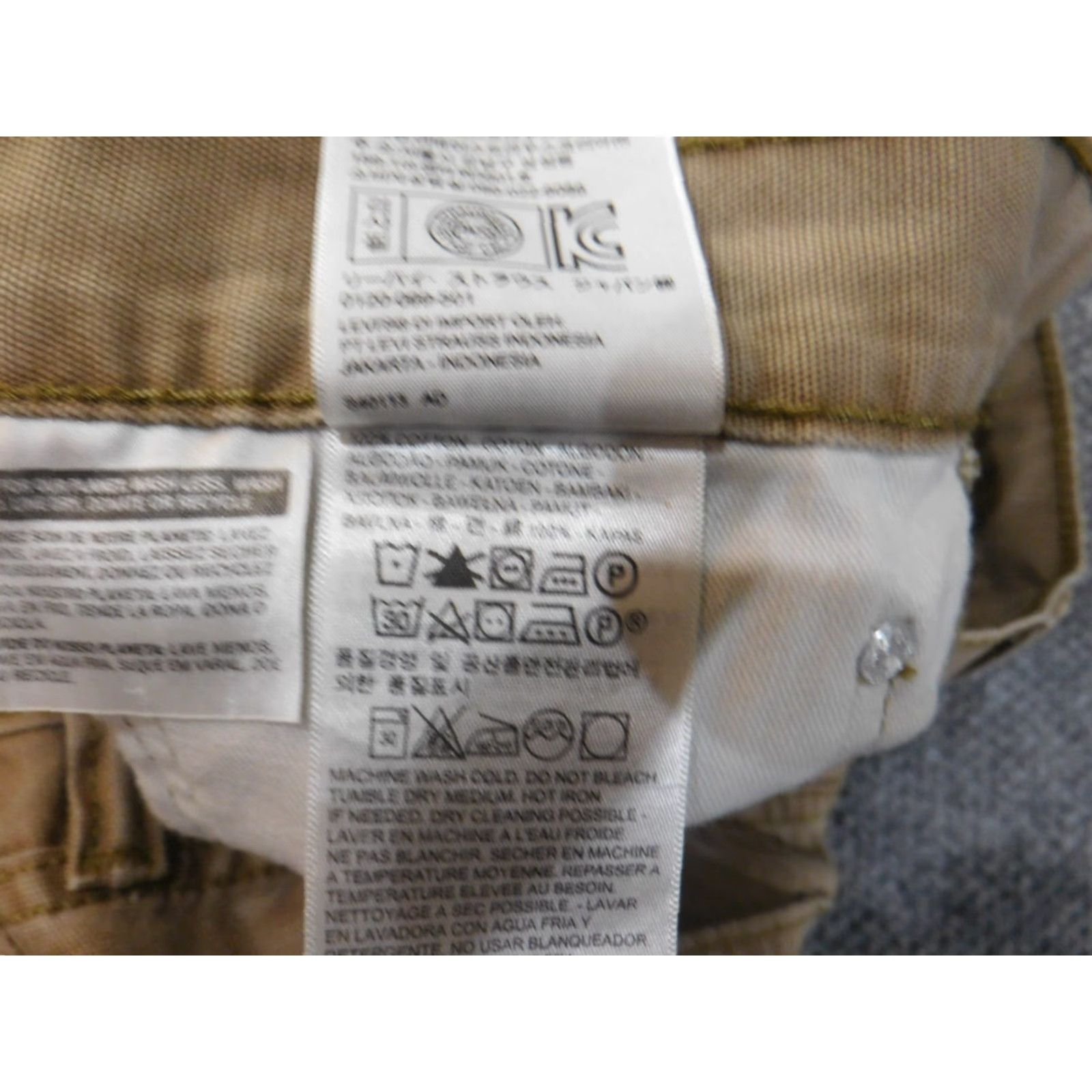 Levi's Levi's 514 Jeans Straight 34x34 Men Beige Cotton Denim Light Wash Regular 32 Inseam Midsize 514 Model Cowboy Style Vintage? No, Levi's 500 Series Size US 34 / EU 50 - 5 Thumbnail