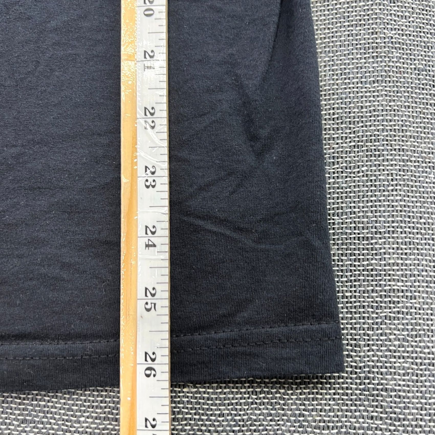 Fruit Of The Loom Nike Iron Meiden The Trooper 2004 Mens Shirt Small Black Tee Fruit of the Loom Size US S / EU 44-46 / 1 - 7 Thumbnail
