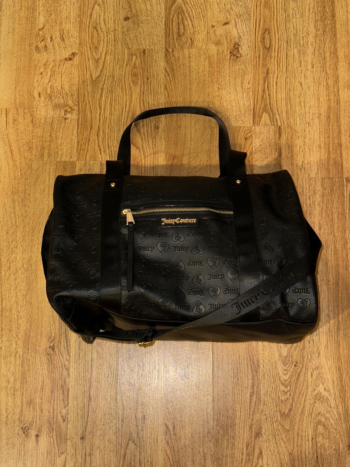 Juicy Couture Juicy Couture Embossed Hearts Weekender Duffle Bag FLAW Size ONE SIZE - 7 Thumbnail