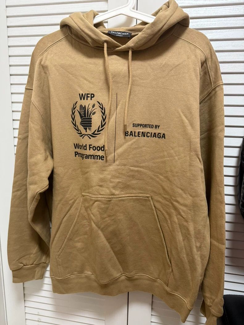Balenciaga Balenciaga Original Brown Khaki Hoodie 2502-Nextarrow Size US S / EU 44-46 / 1 - 1 Thumbnail