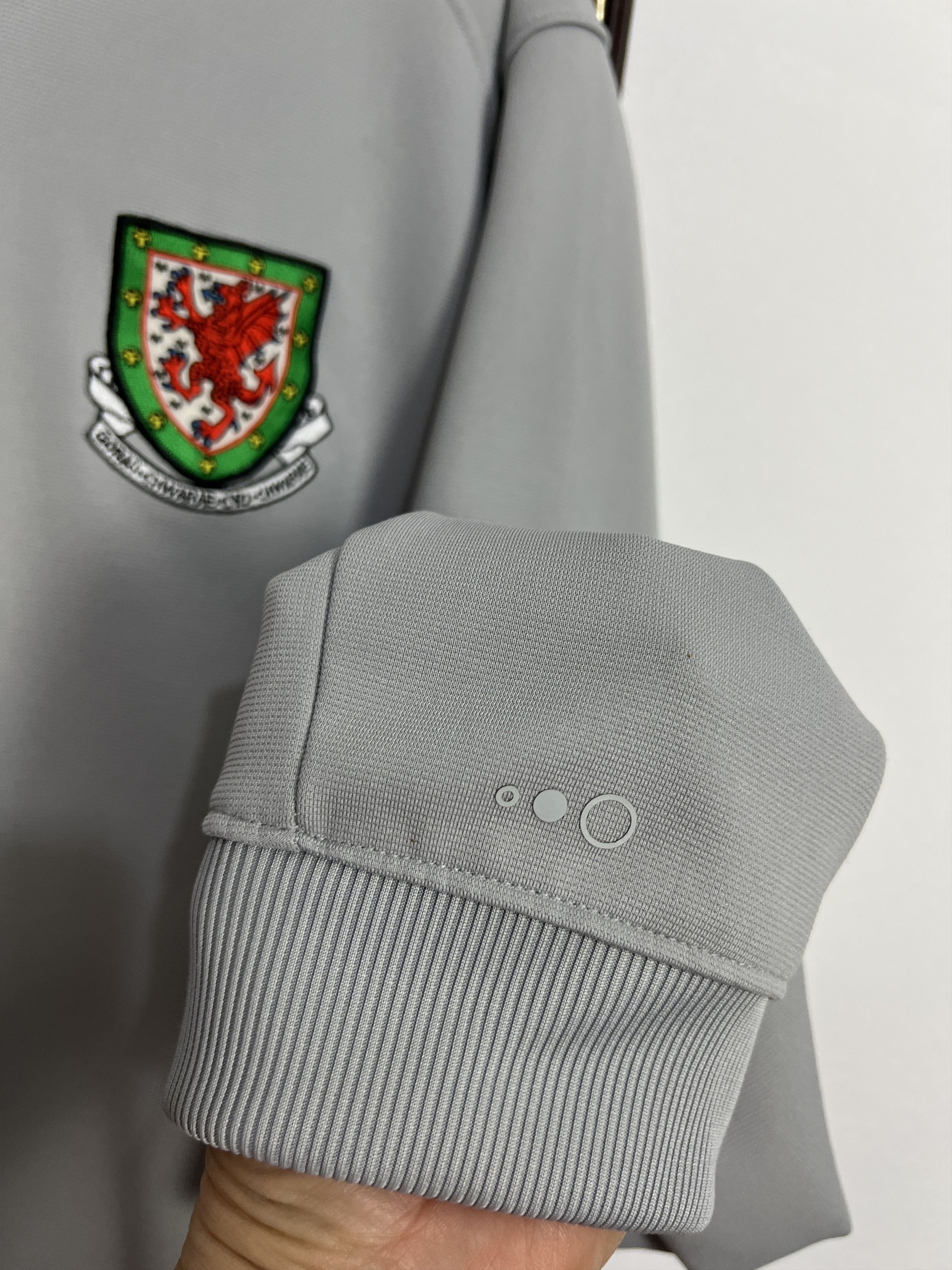Umbro Wales Football Train Sweatshirt Soccer Crewneck Track Top Size US XXL / EU 58 / 5 - 4 Thumbnail